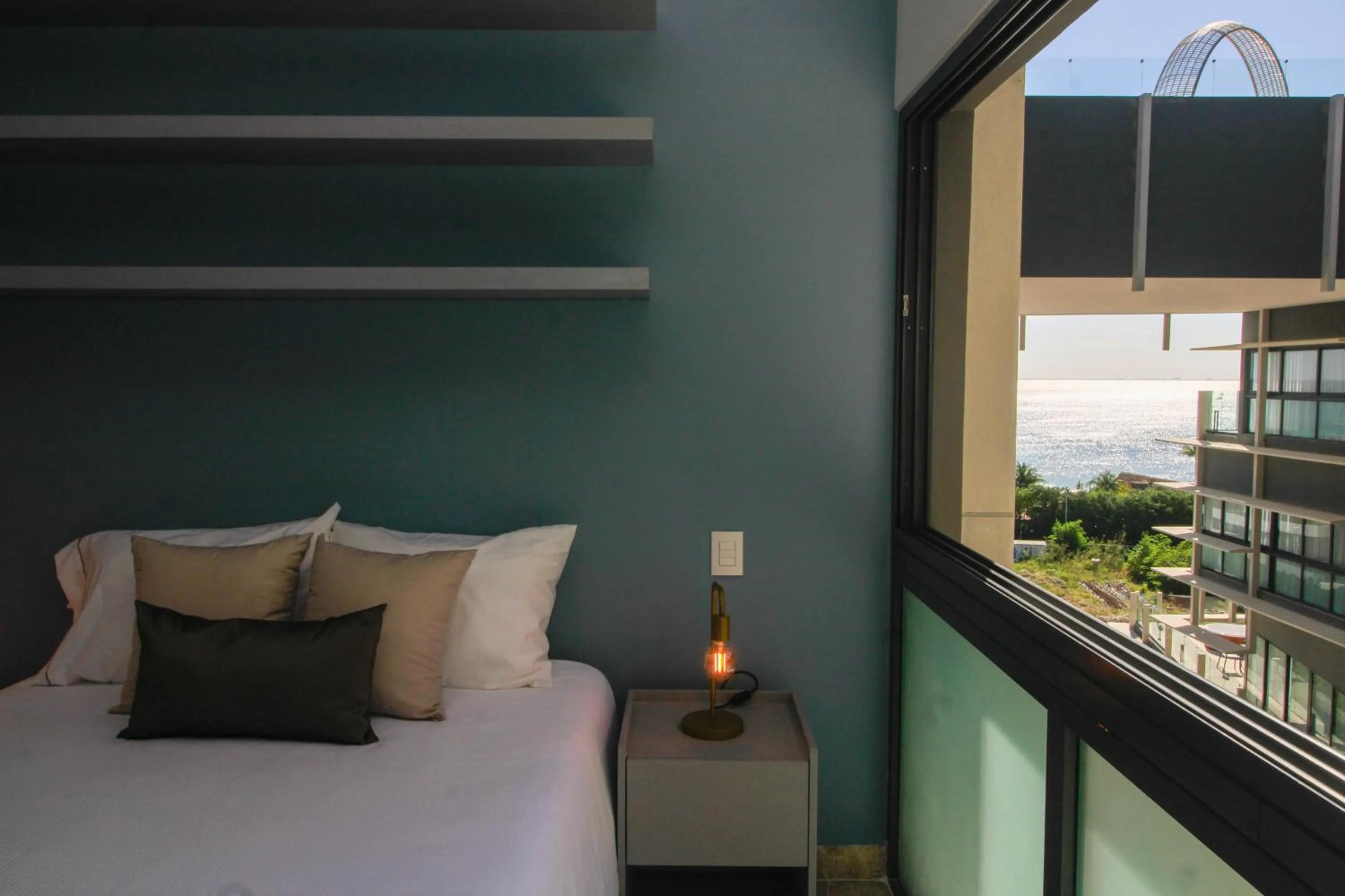 Photo of the whole room, Bed in Singular Dream Vacation Rentals