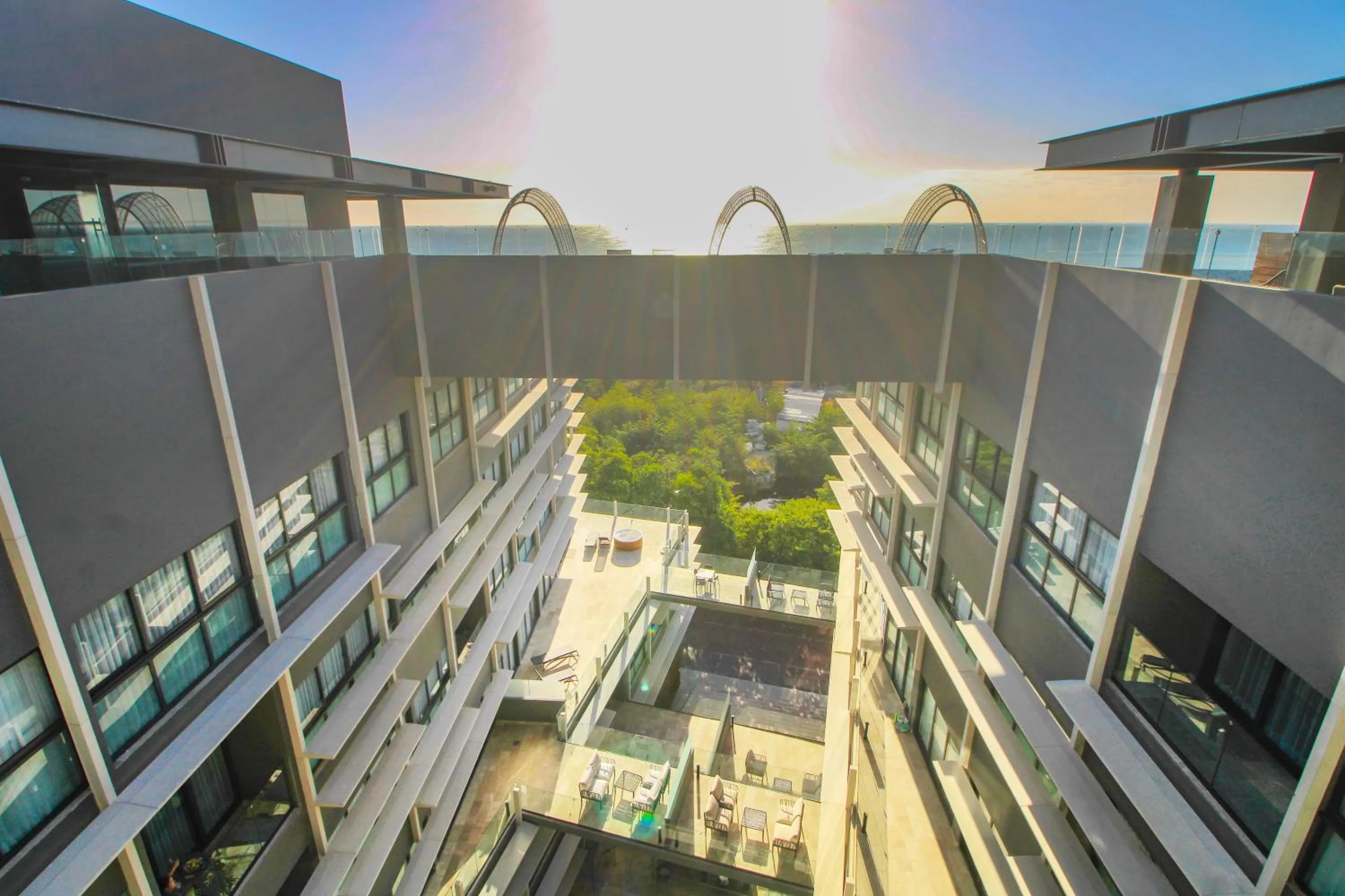 Property building in Singular Dream Vacation Rentals