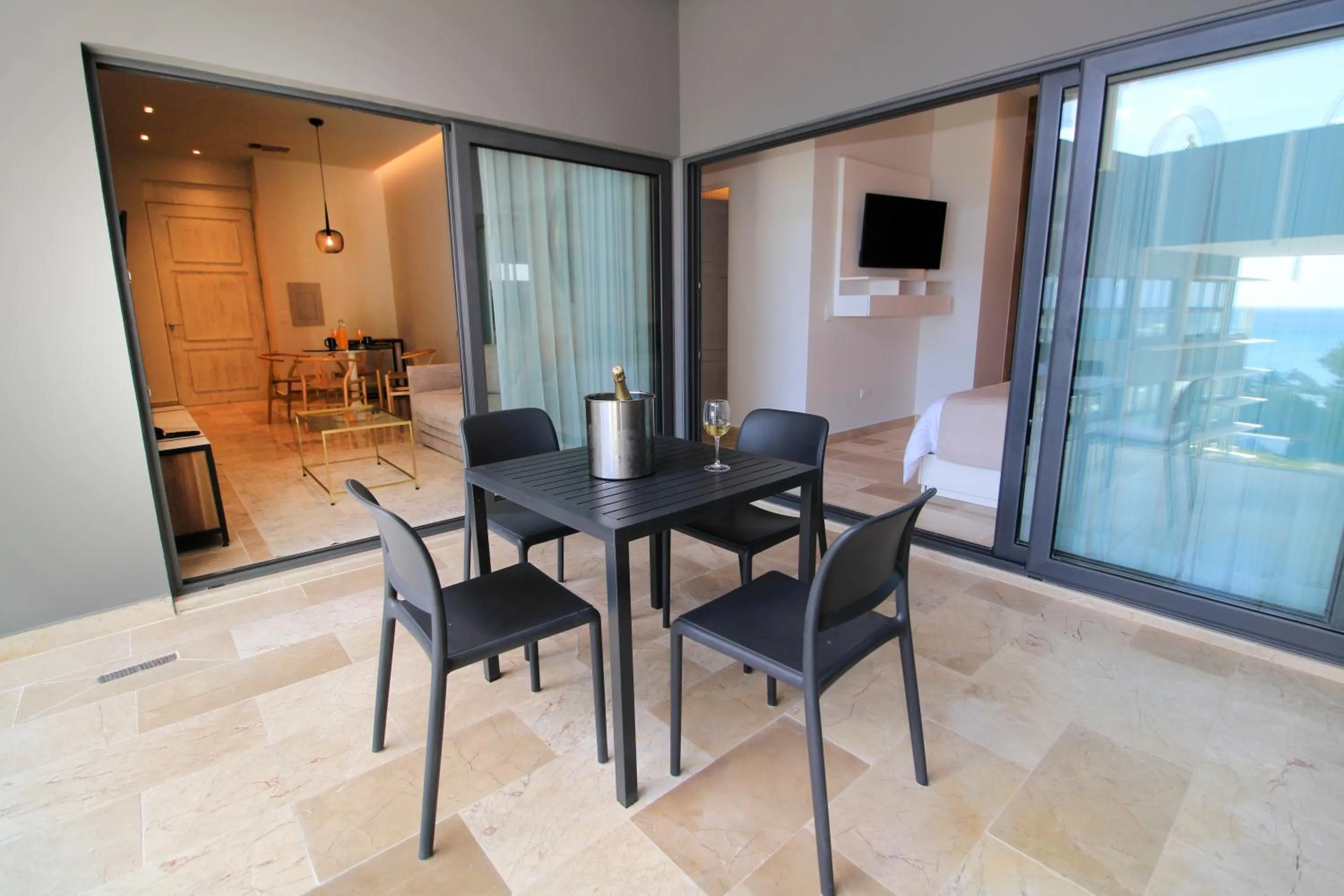 Balcony/Terrace in Singular Dream Vacation Rentals