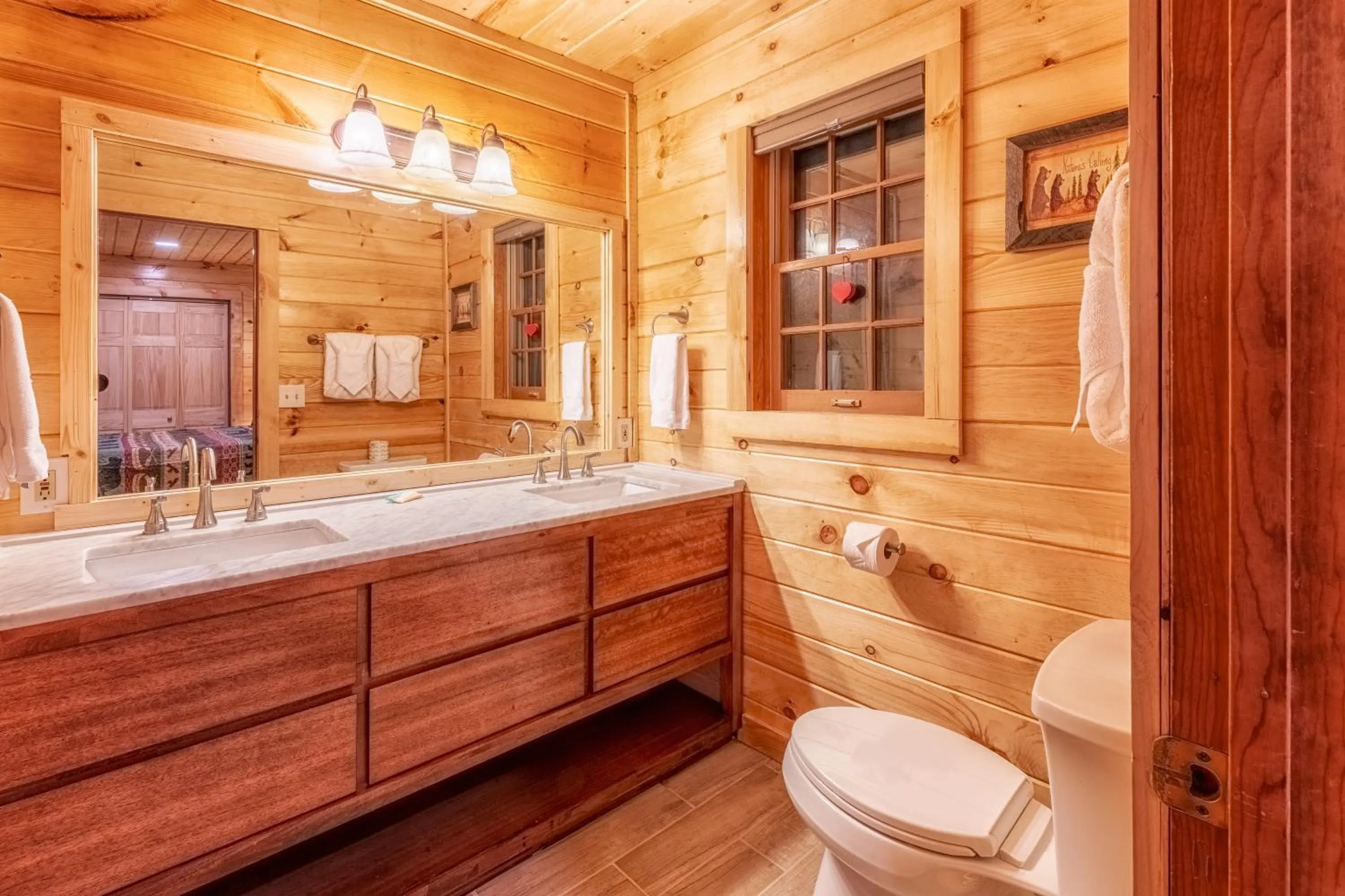 Toilet in Real Log Cabin With Amazing Views, Hot Tub, Sauna, Games
