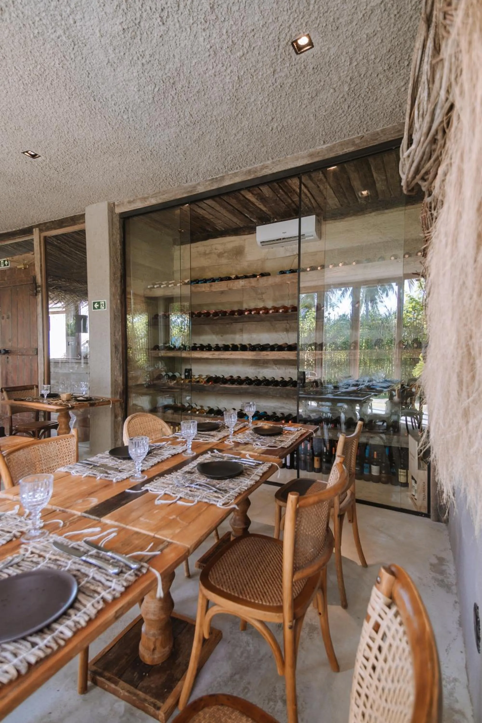 Restaurant/places to eat in Zai Patacho