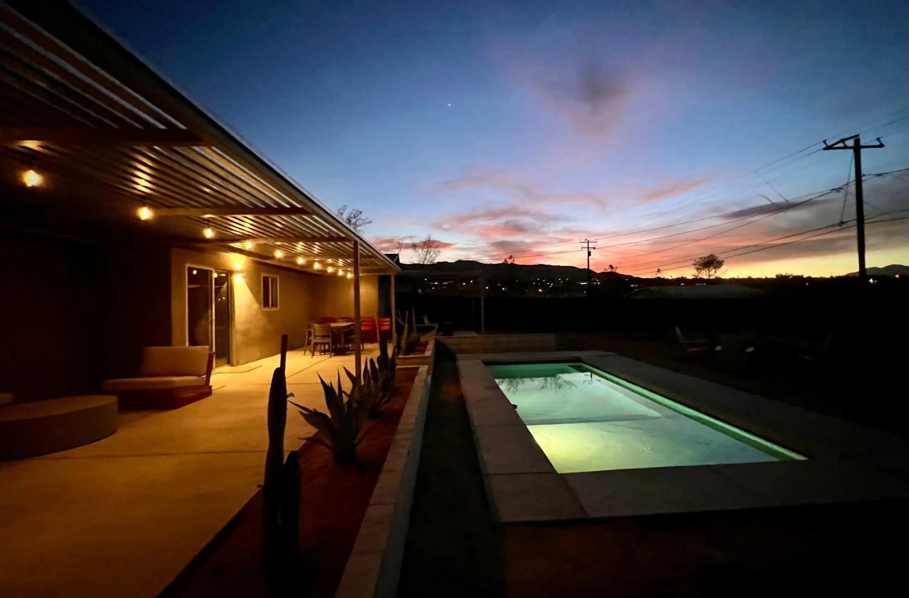 Hidden Valley Cottage - Modern Home in JT Hot Tub
