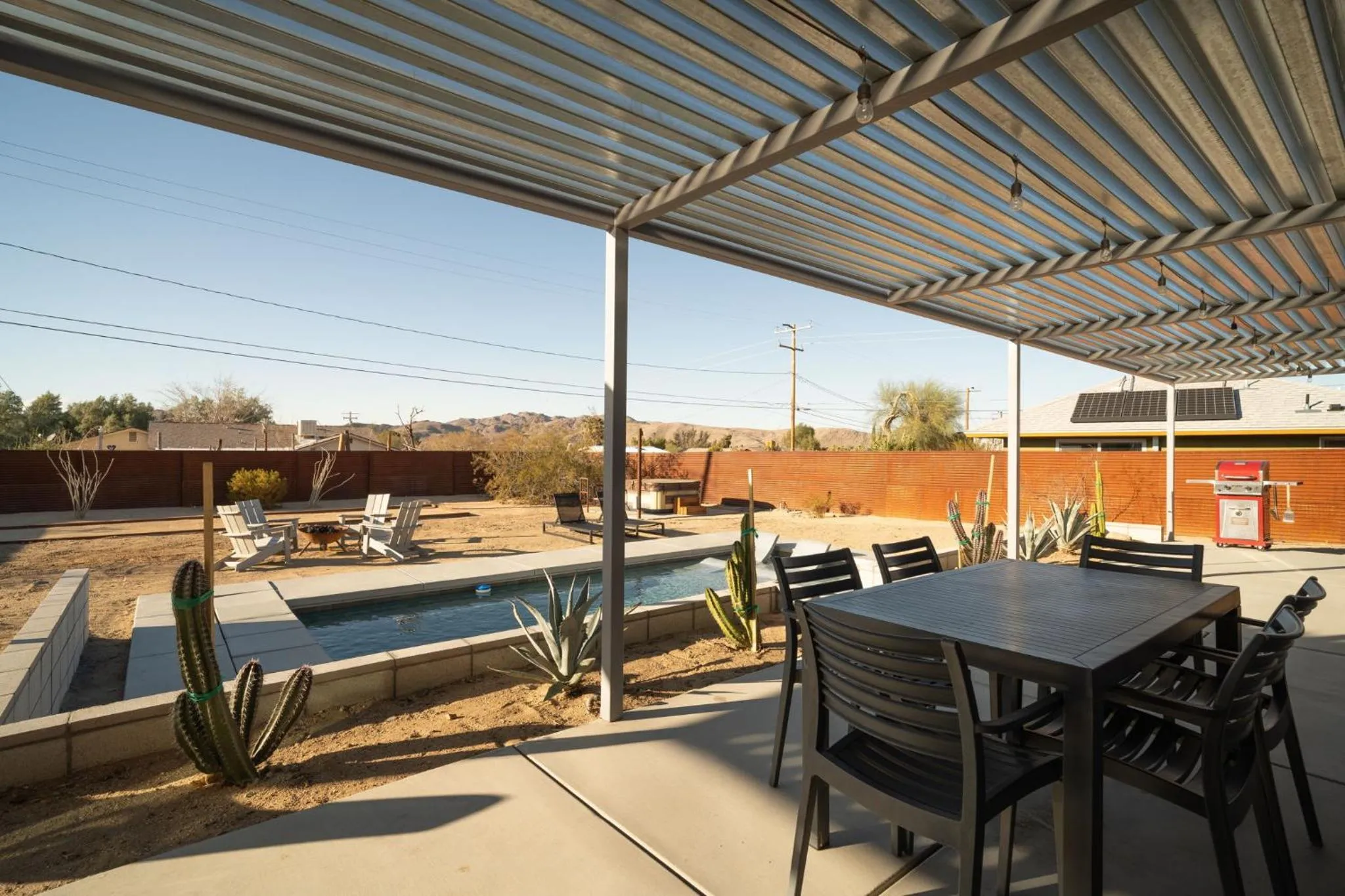 Hidden Valley Cottage - Modern Home in JT Hot Tub
