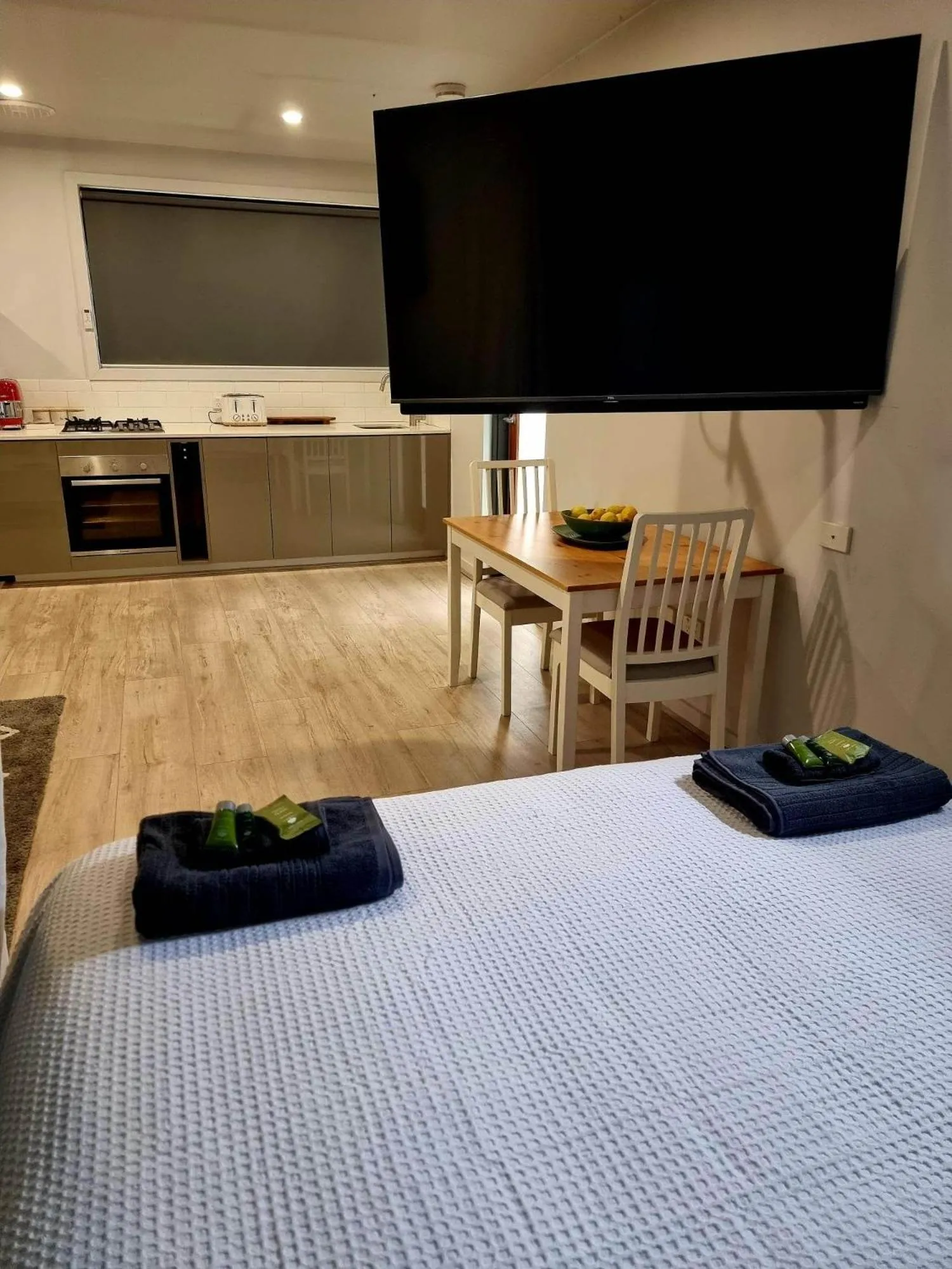 TV and multimedia, Bed in Melazzano