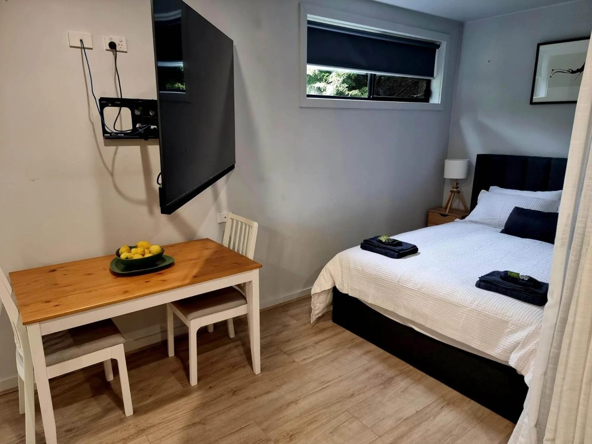 TV and multimedia, Bed in Melazzano