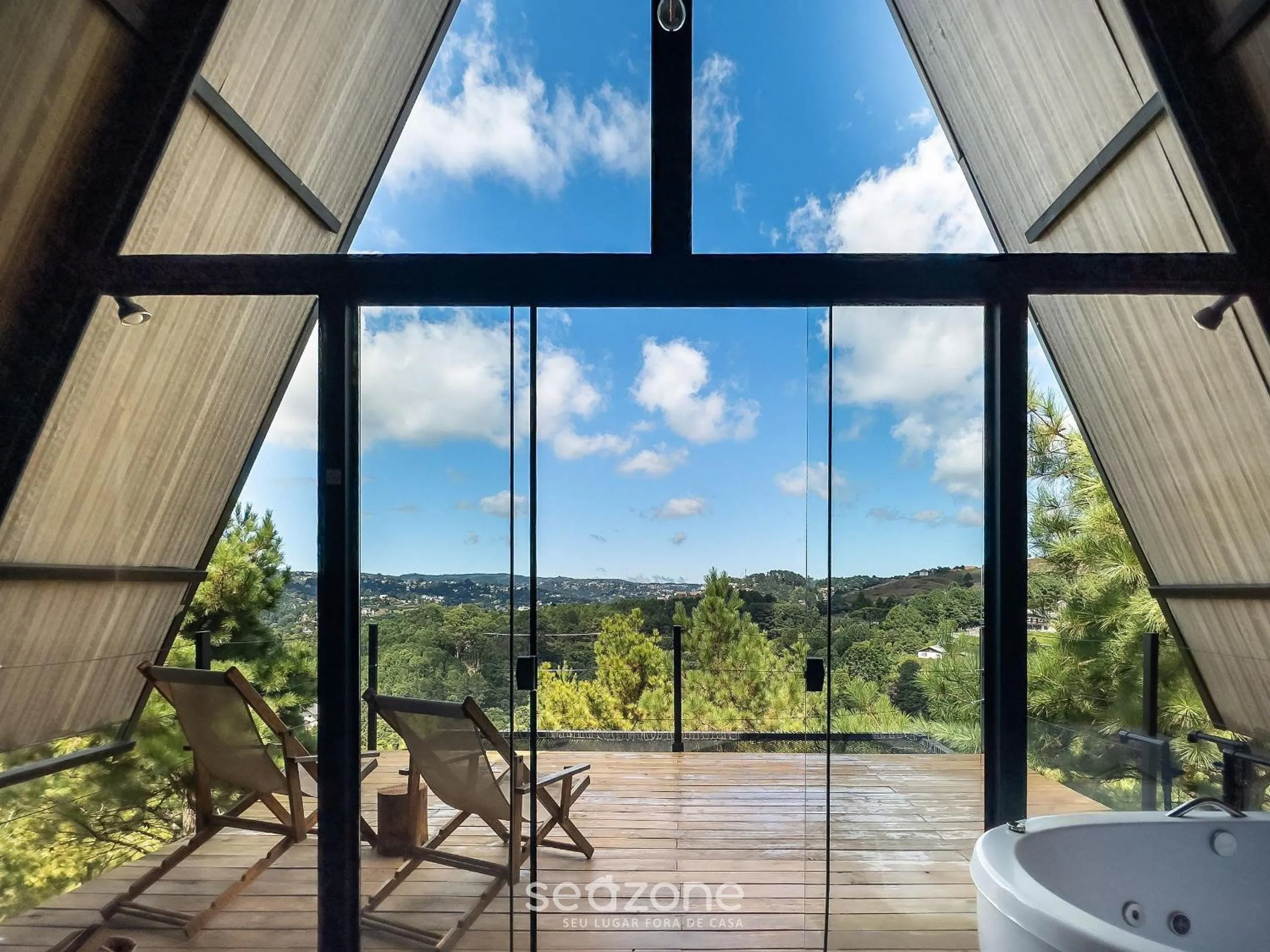Balcony/Terrace in Chales Naturale - Campos do Jordão - CNA
