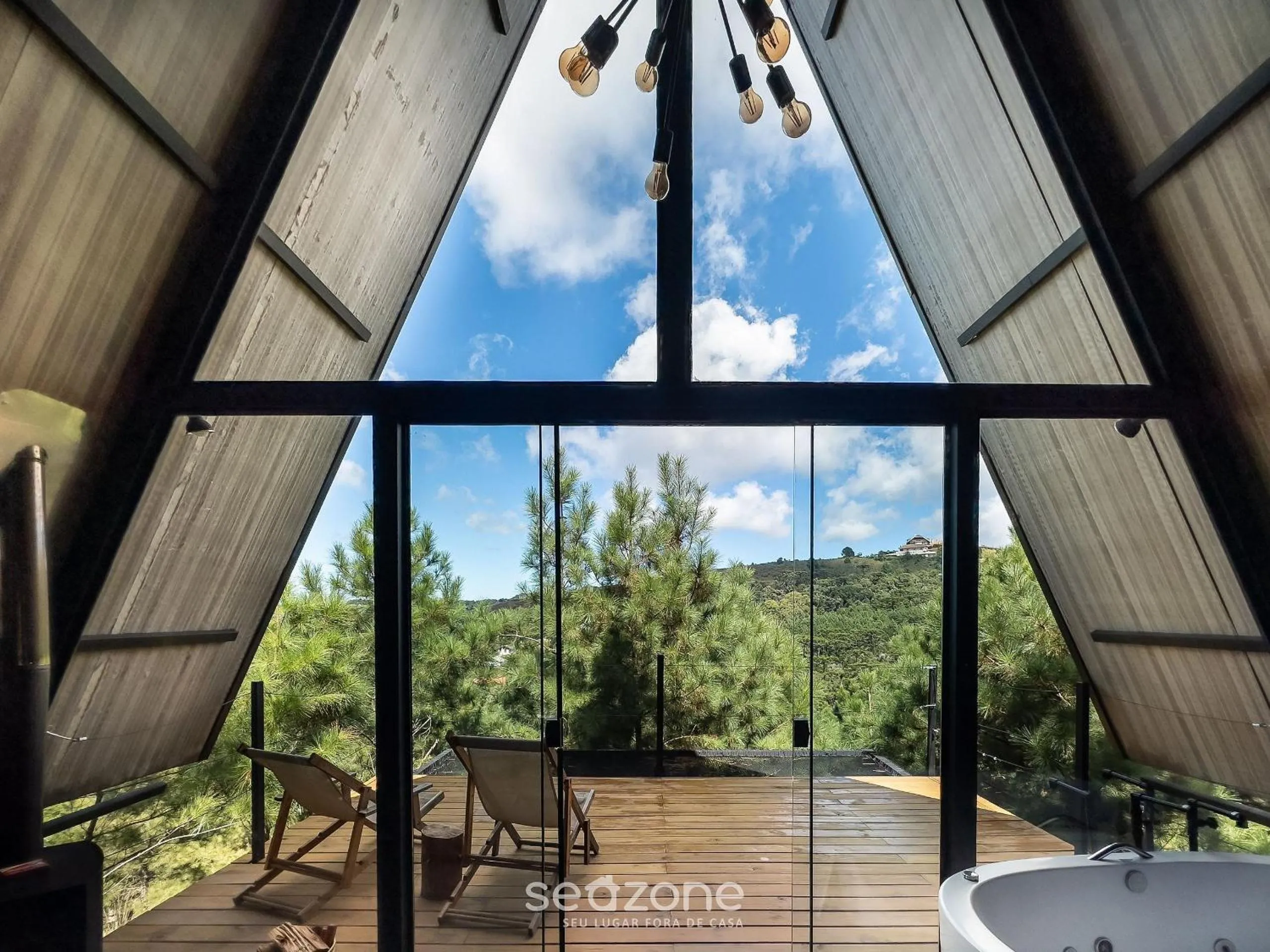 Balcony/Terrace in Chales Naturale - Campos do Jordão - CNA