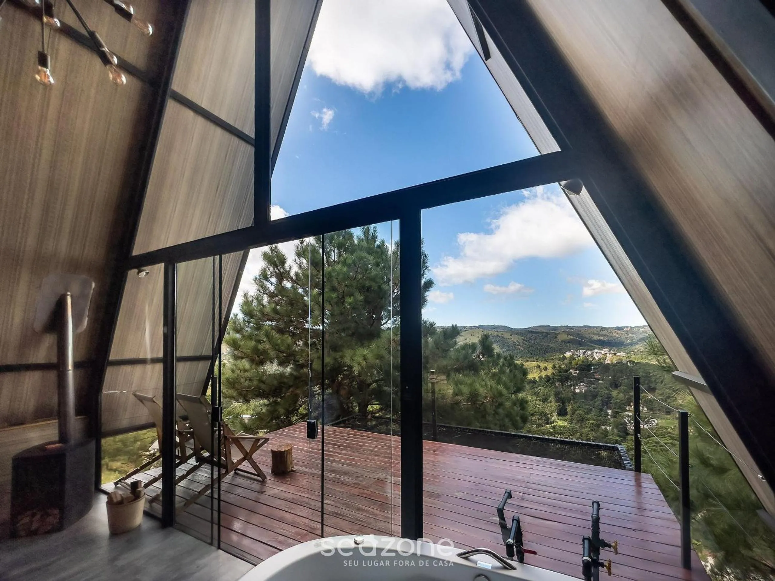 Balcony/Terrace in Chales Naturale - Campos do Jordão - CNA