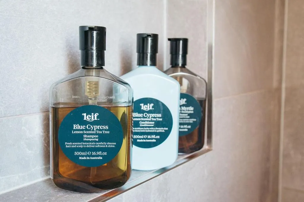 Bathroom in Majuba Country Lodge