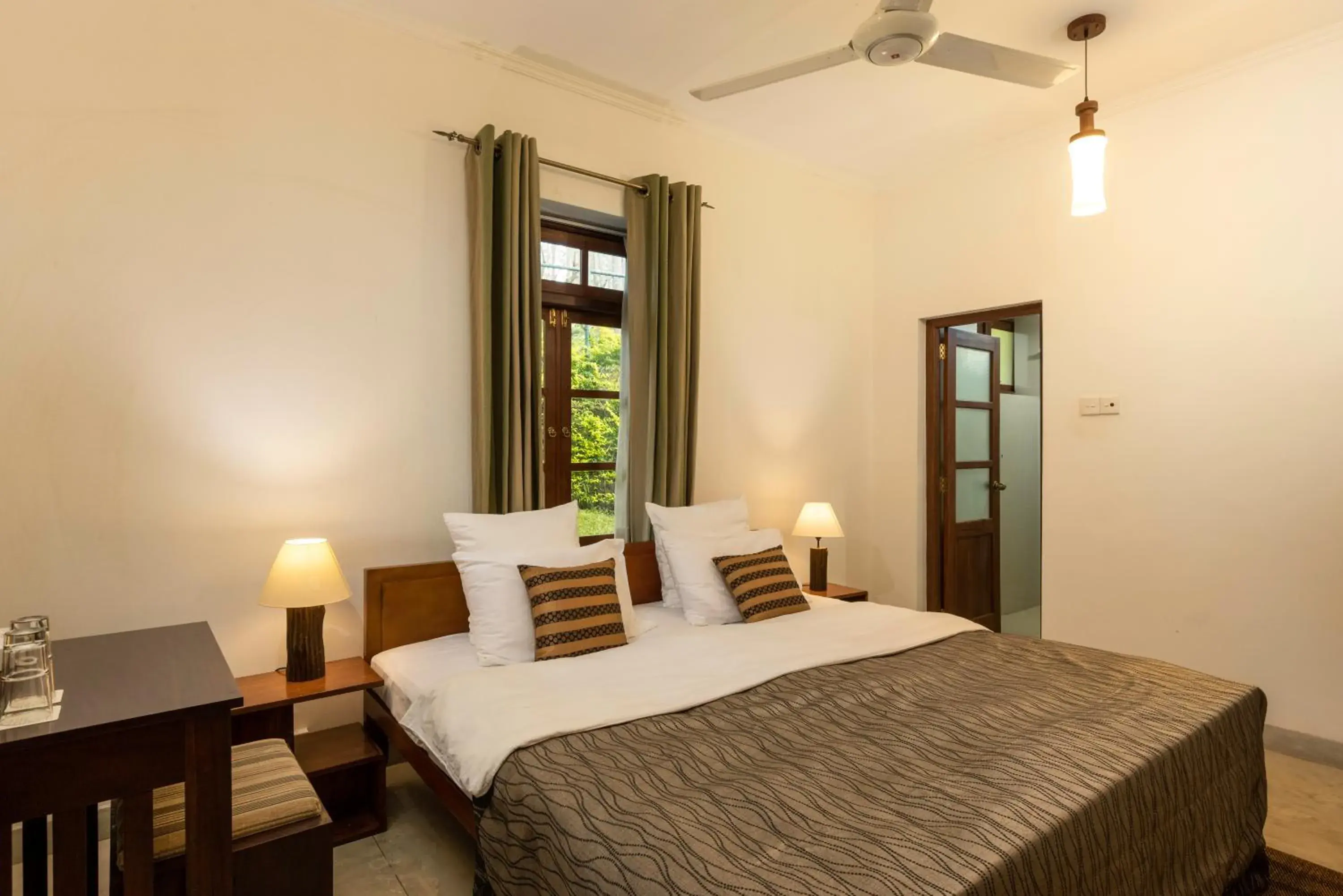 Deluxe Double or Twin Room in Olive Bungalow Deluxe Double or Twin Room in Olive Bungalow