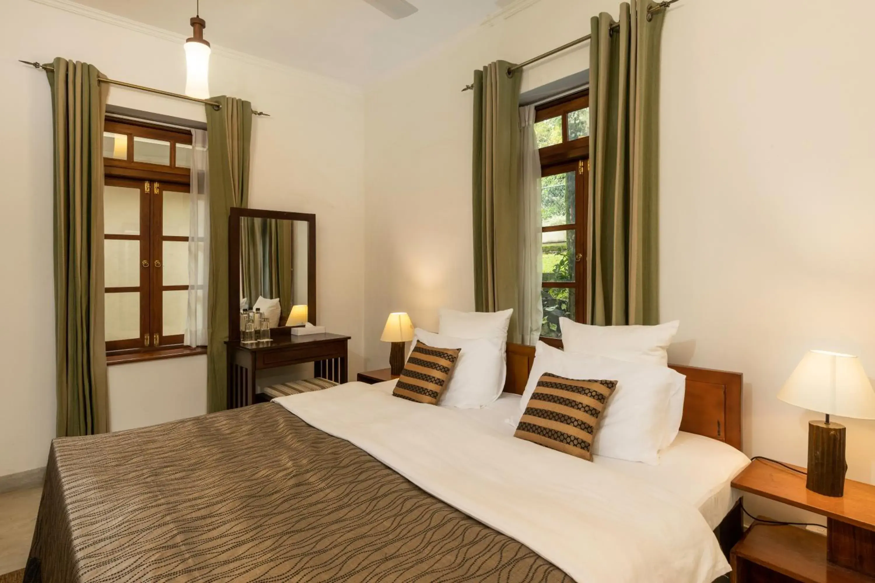 Deluxe Double or Twin Room in Olive Bungalow Deluxe Double or Twin Room in Olive Bungalow