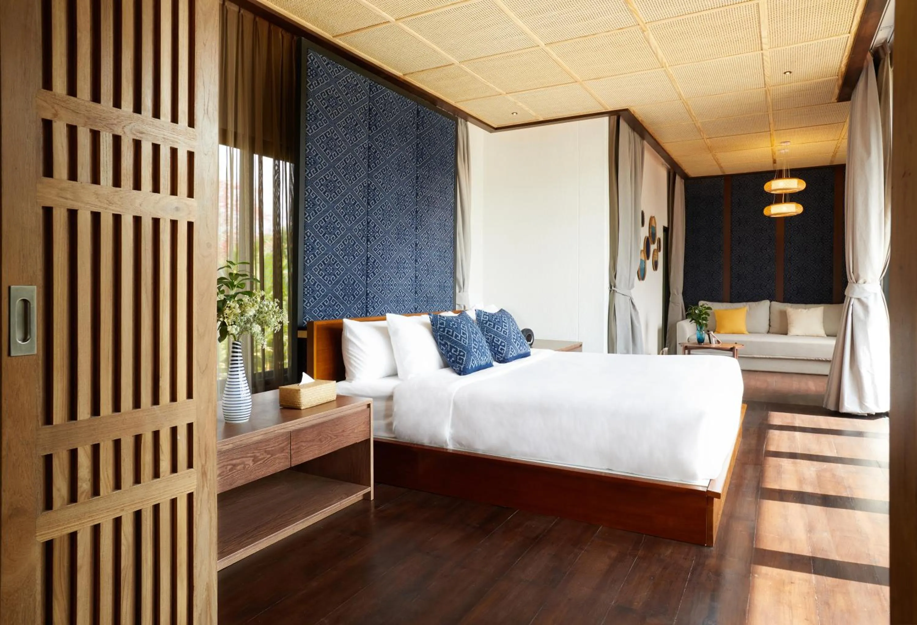 Property building, Bed in LA COCOTTE VILLA & FARM KHAO YAI