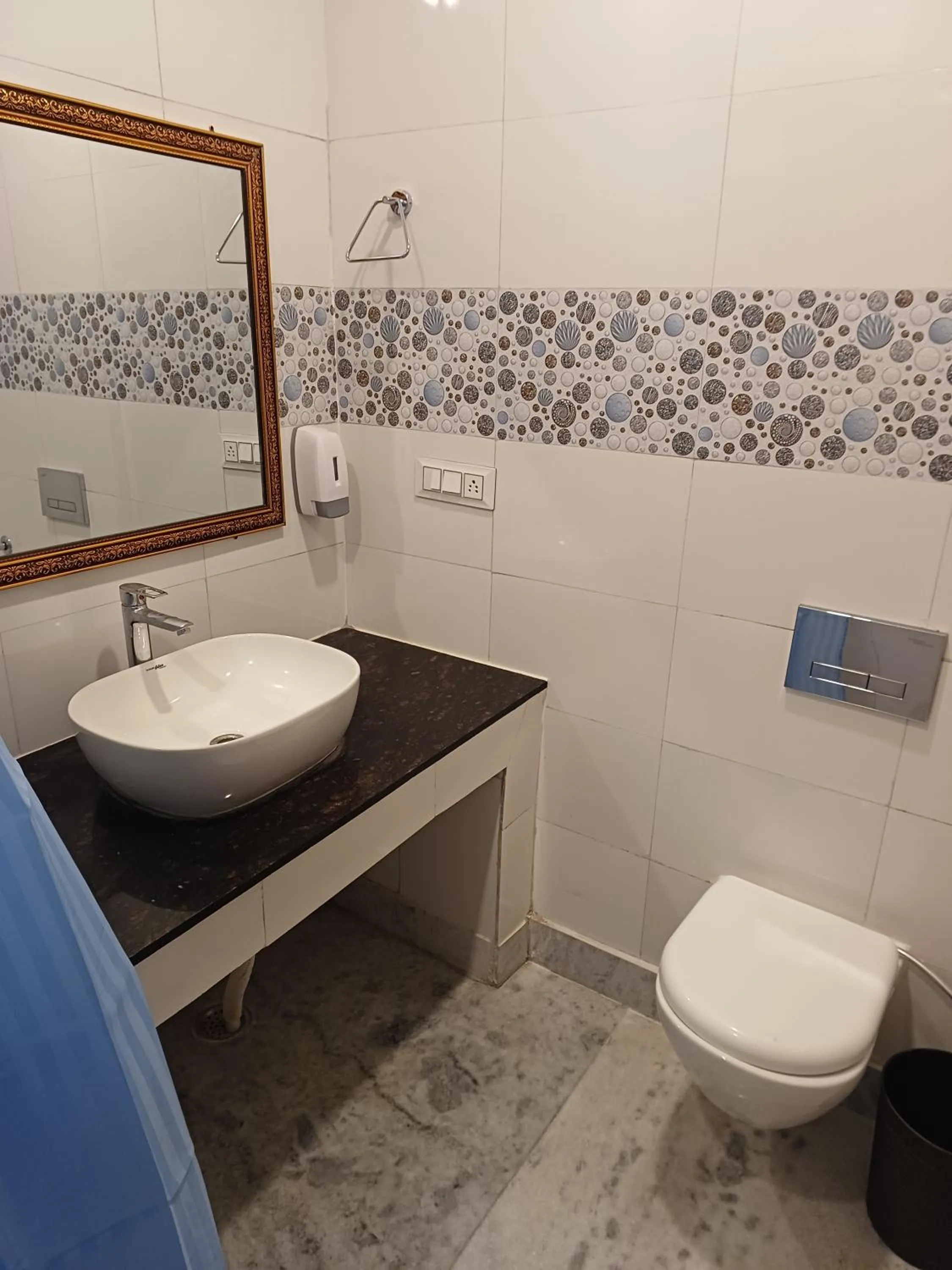 Bathroom in PinnacleHouse kanatal Uttarakhand