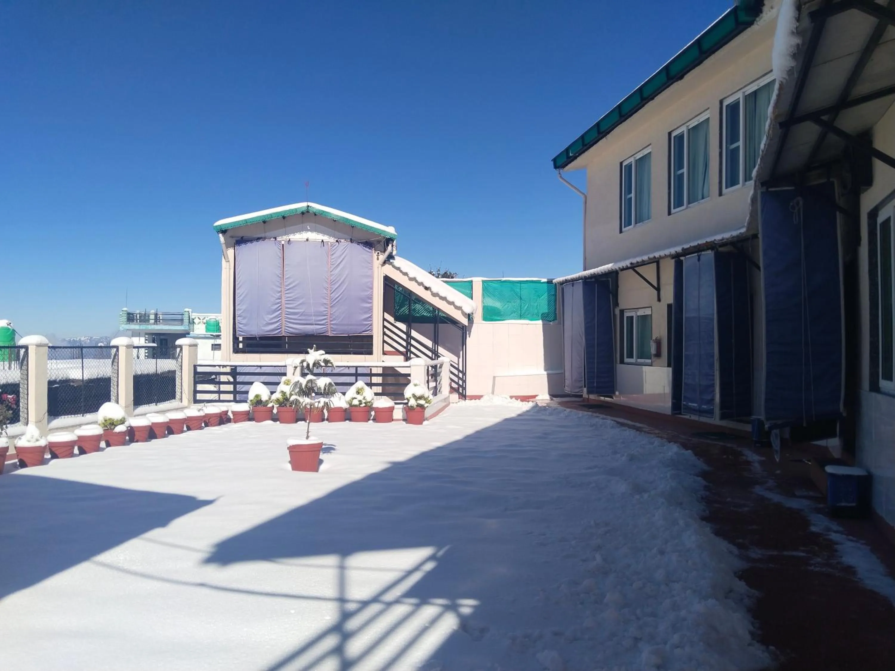 Property building in PinnacleHouse kanatal Uttarakhand