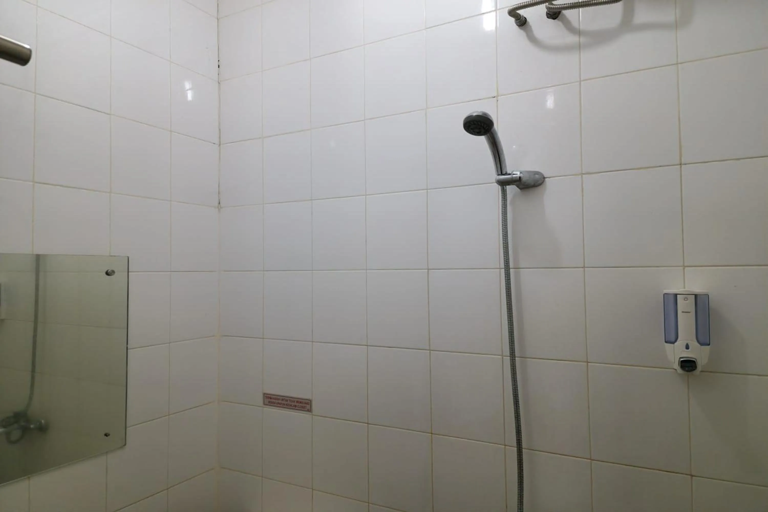 Shower in BARADA ROOMS