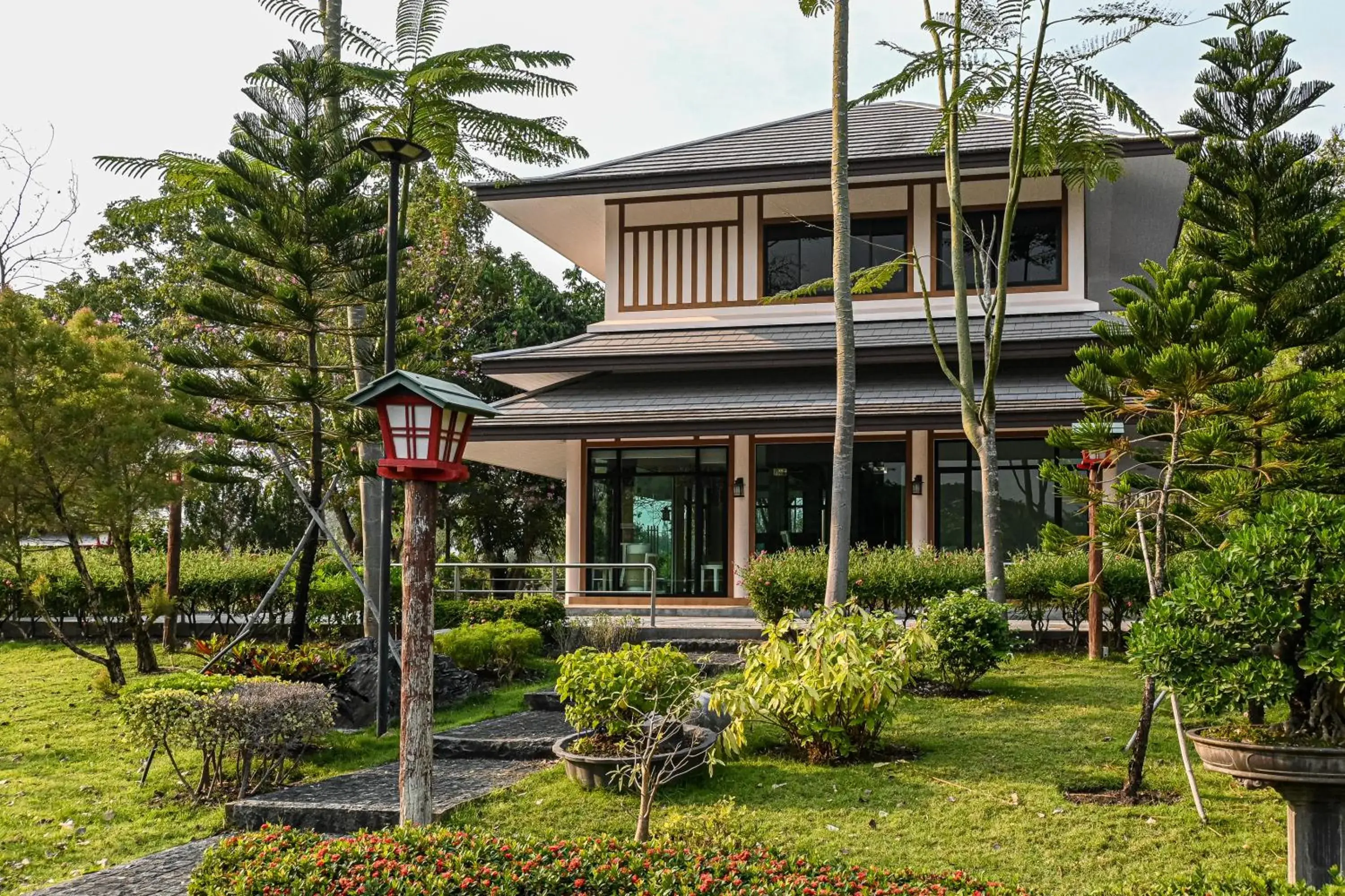 Junior Suite with Garden View in Suanphung Bonsai Village Junior Suite with Garden View in Suanphung Bonsai Village