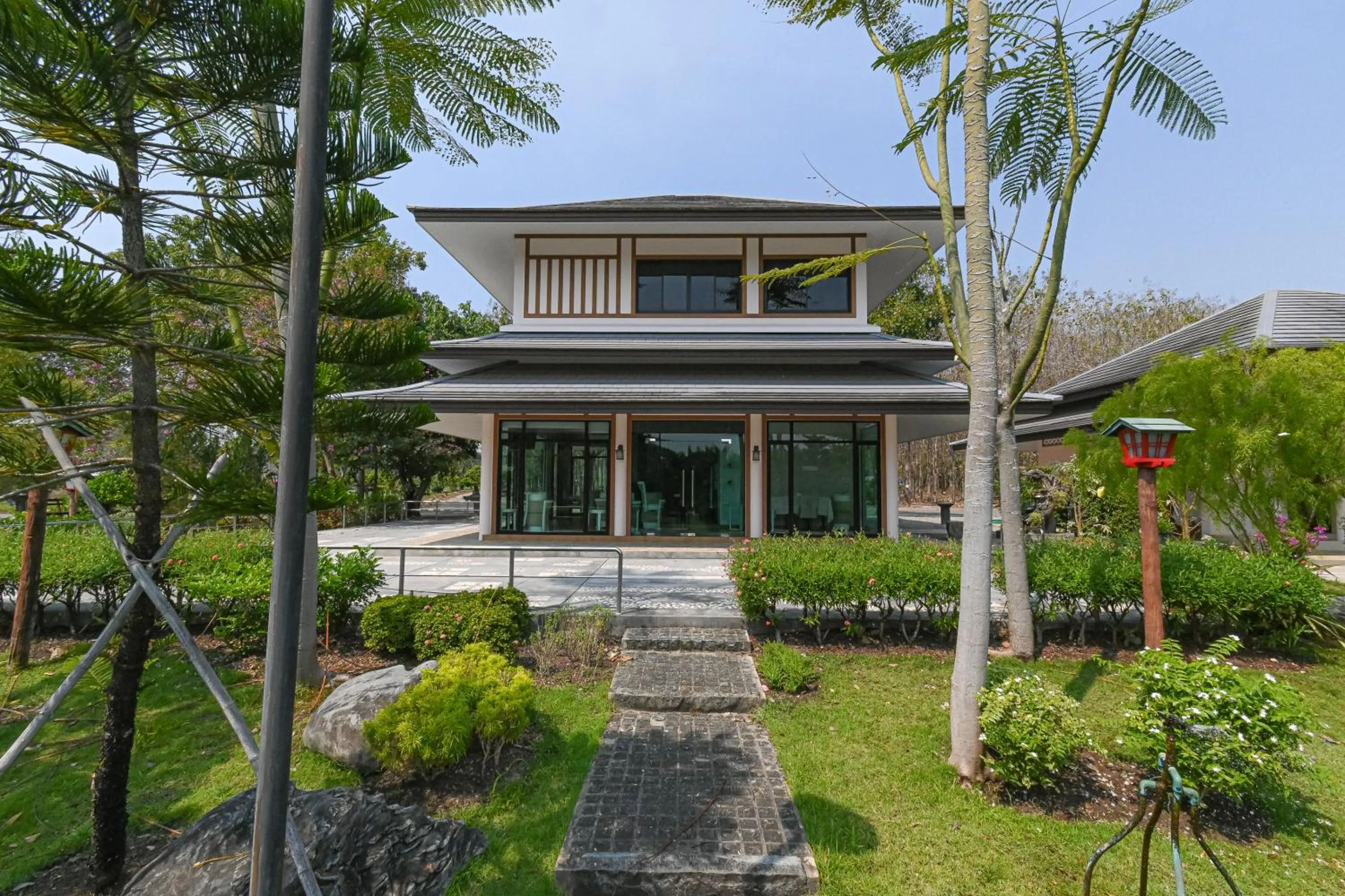 Property building in Suanphung Bonsai Village