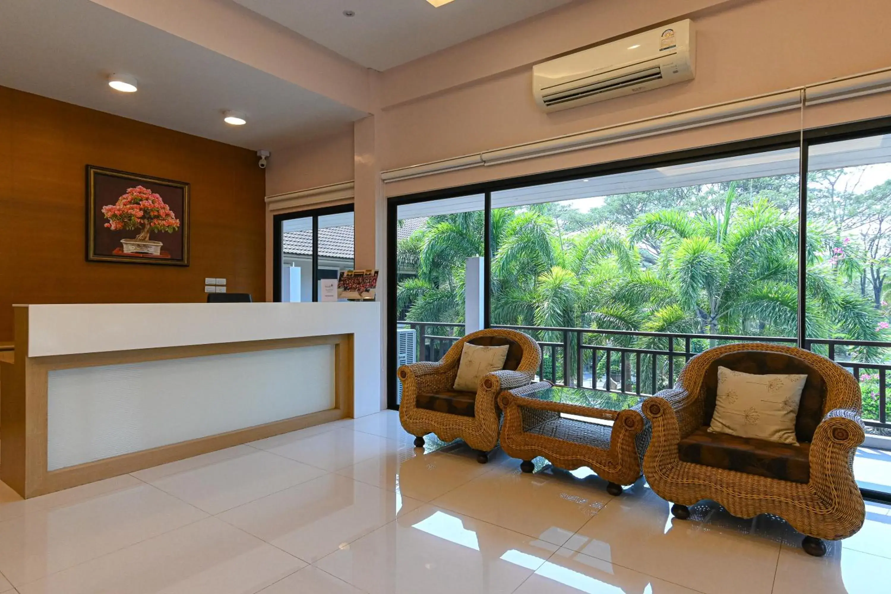 Lobby or reception in Suanphung Bonsai Village Lobby or reception in Suanphung Bonsai Village