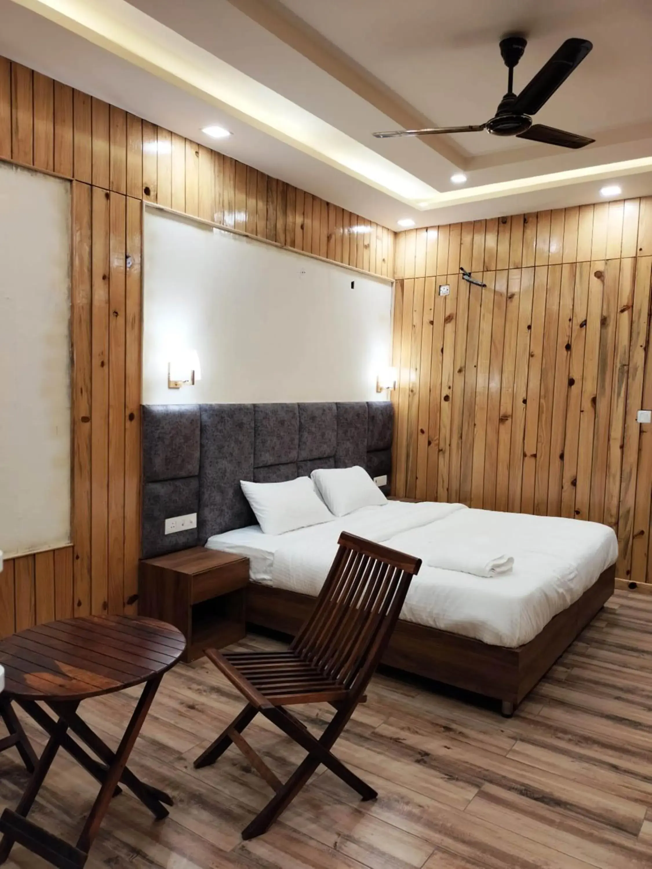 Bed in Qcent Woods Resort & Spa, Rishikesh Bed in Qcent Woods Resort & Spa, Rishikesh