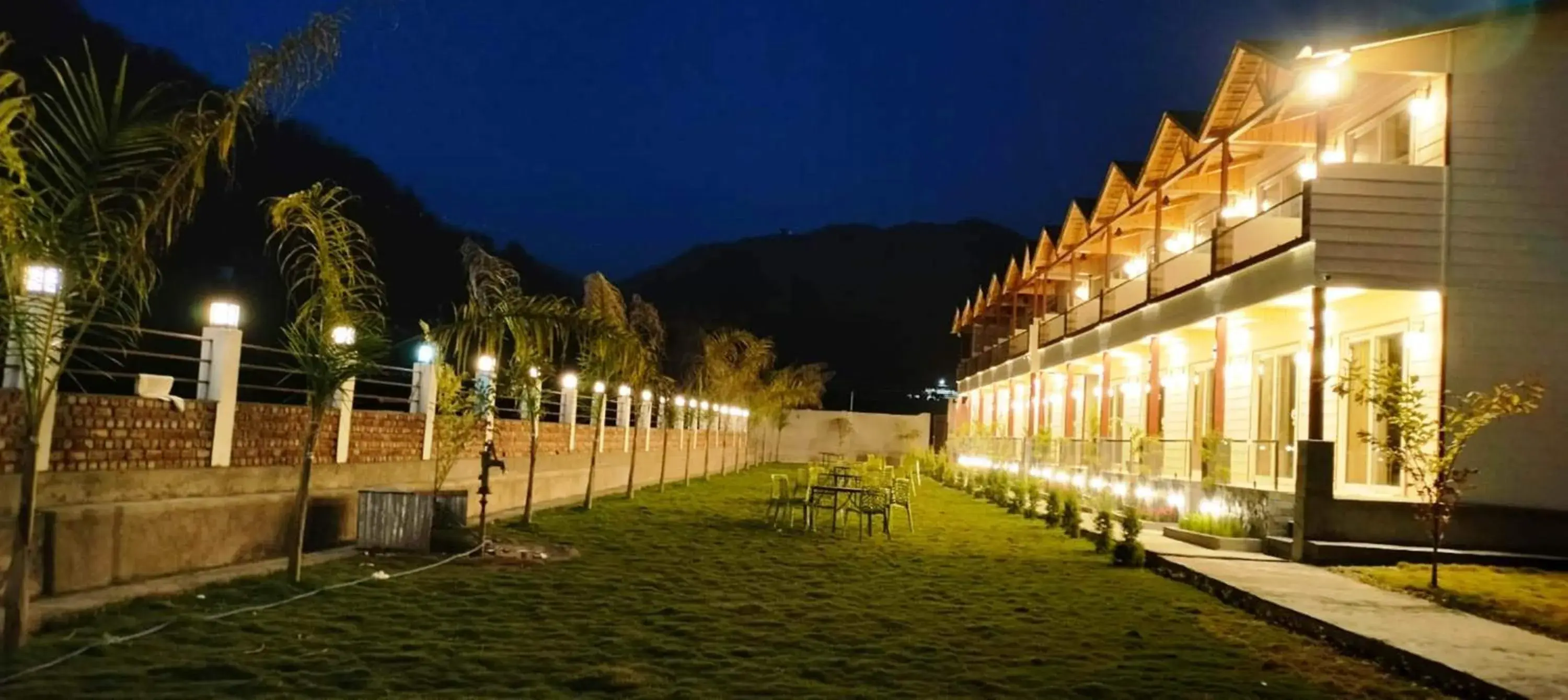 Facade/entrance in Qcent Woods Resort & Spa, Rishikesh Facade/entrance in Qcent Woods Resort & Spa, Rishikesh