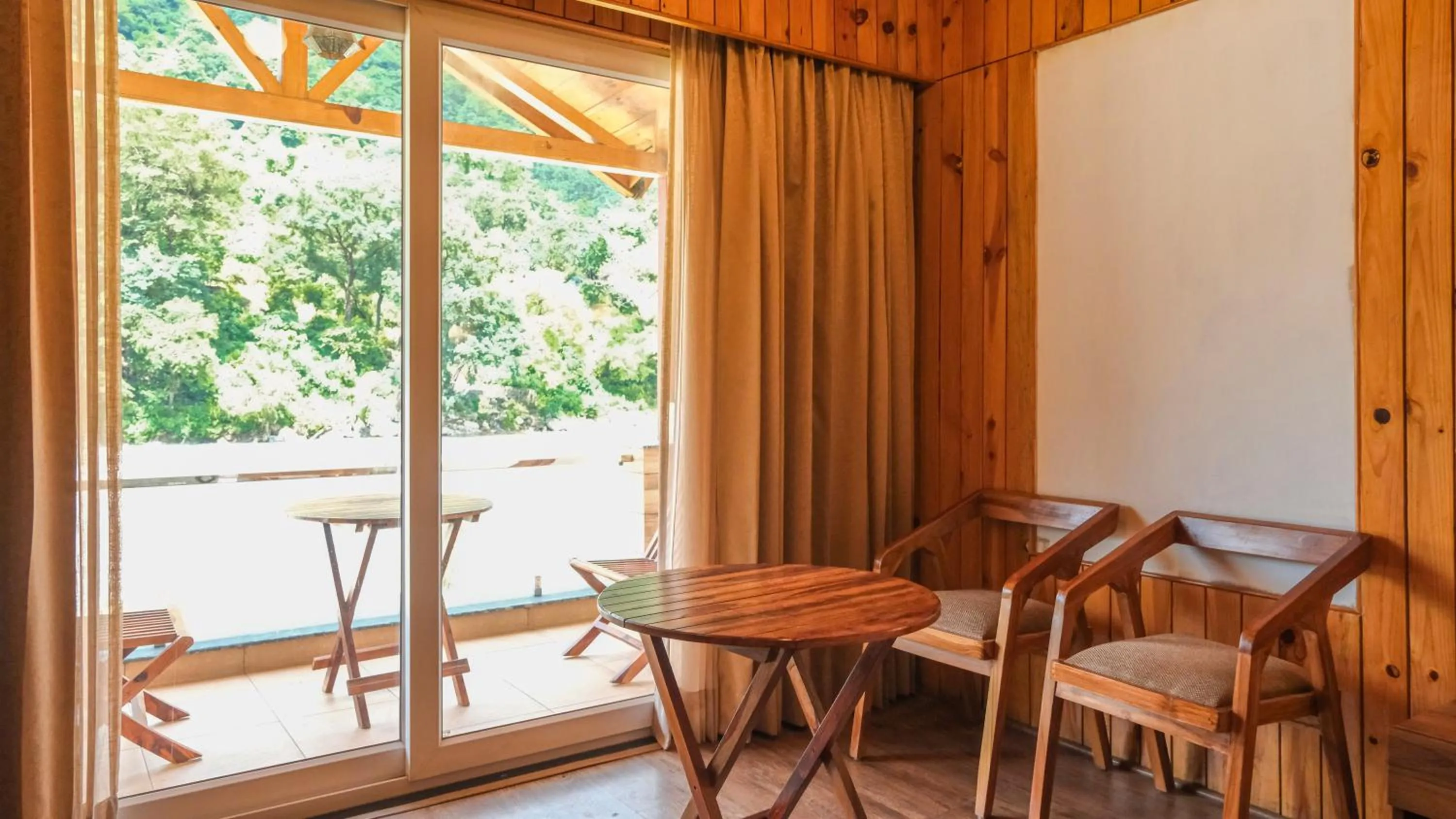 Patio in Qcent Woods Resort & Spa, Rishikesh