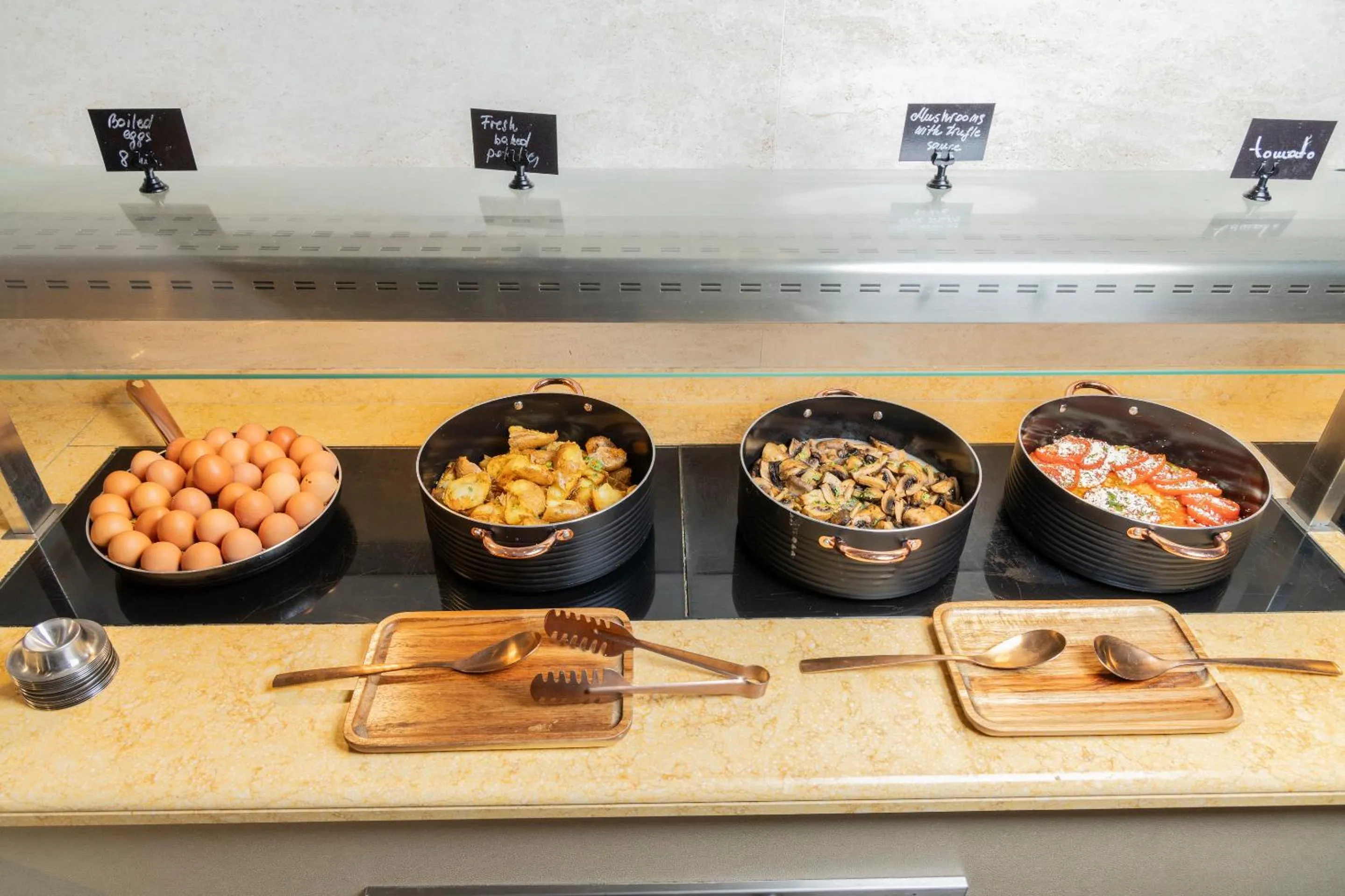 Buffet breakfast in Alia Palace Hotel - Adults Only 16+