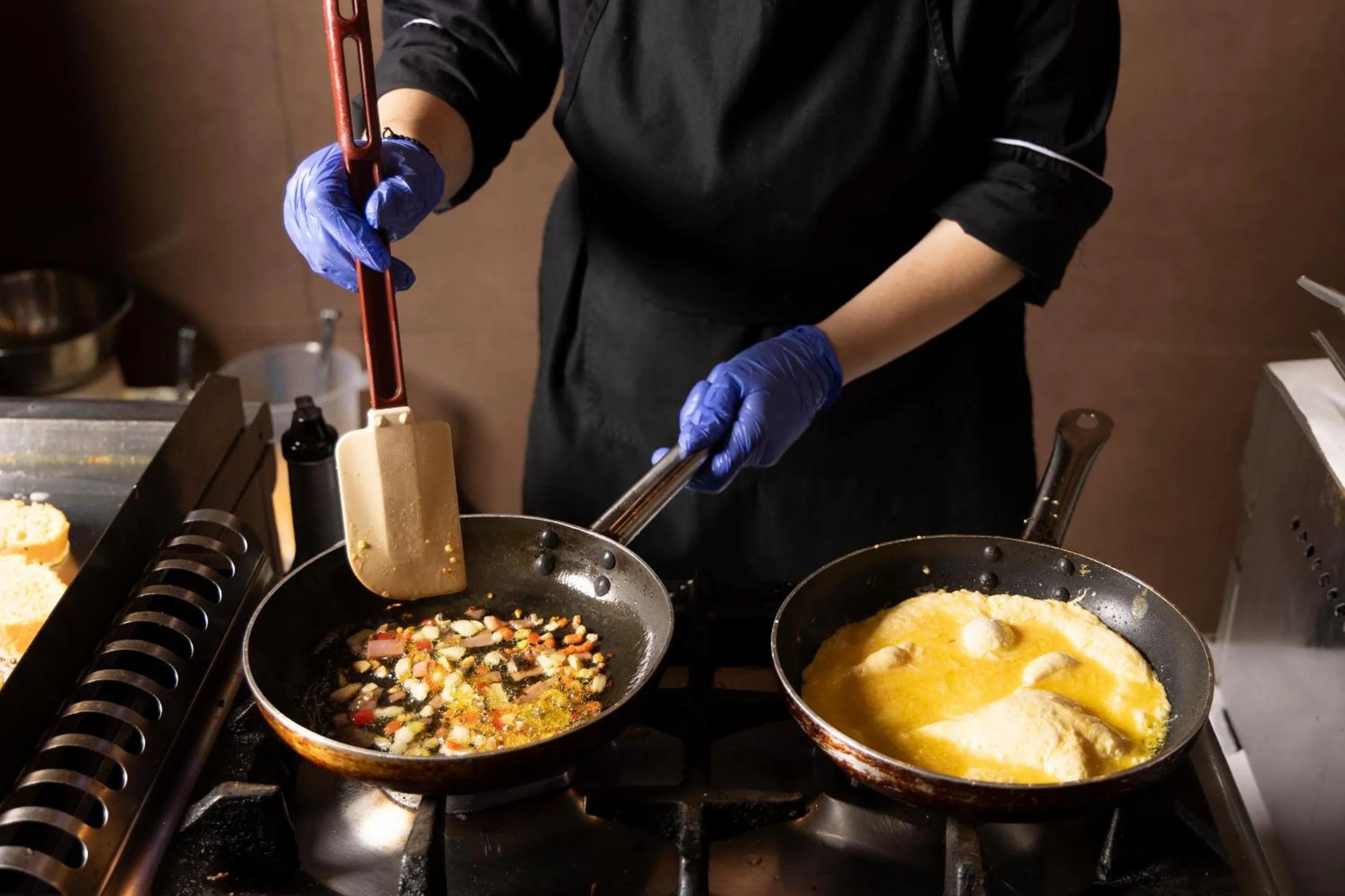 Food and drinks in Alia Palace Hotel - Adults Only 16+