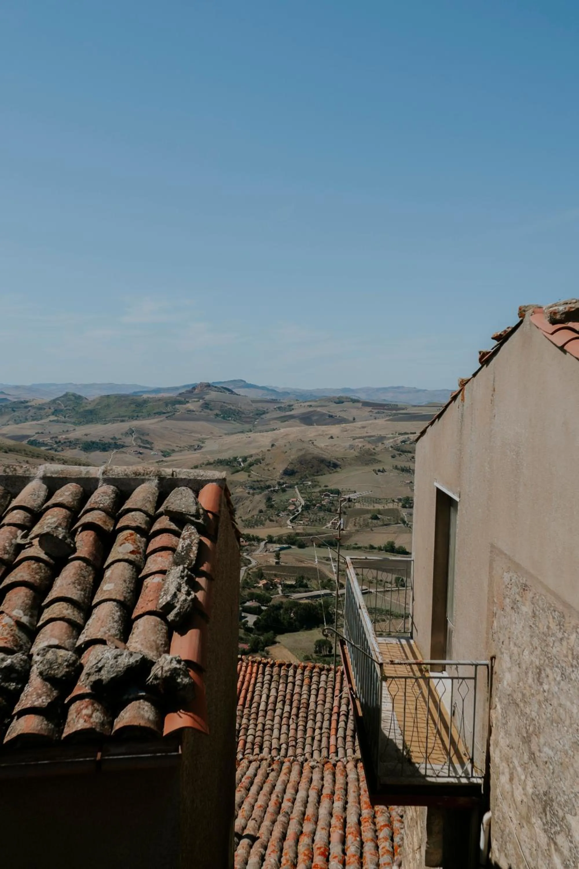 Day in BAGLIO TRAMONTANA