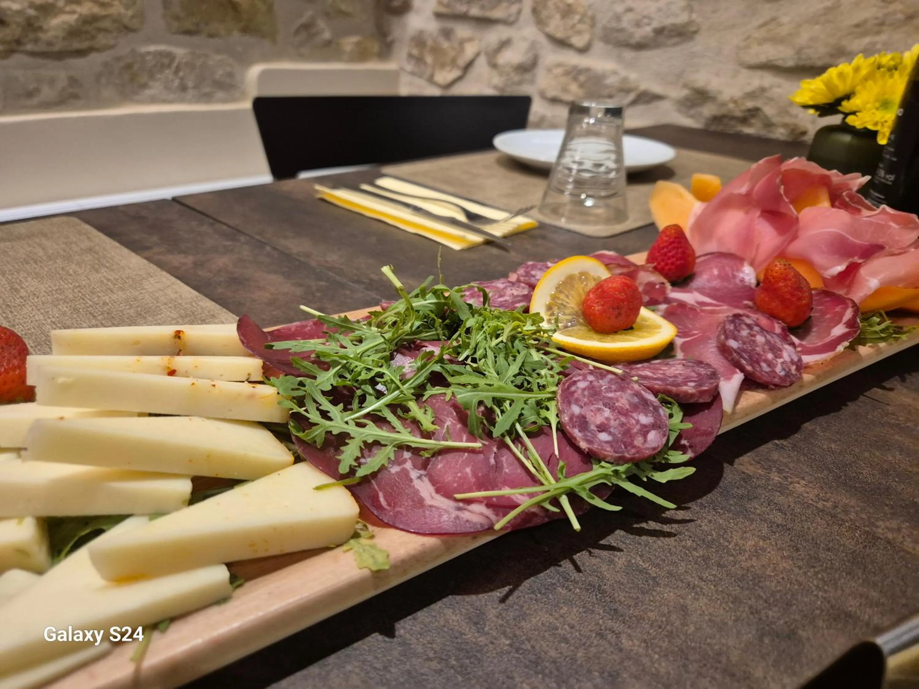 Restaurant/places to eat in BAGLIO TRAMONTANA