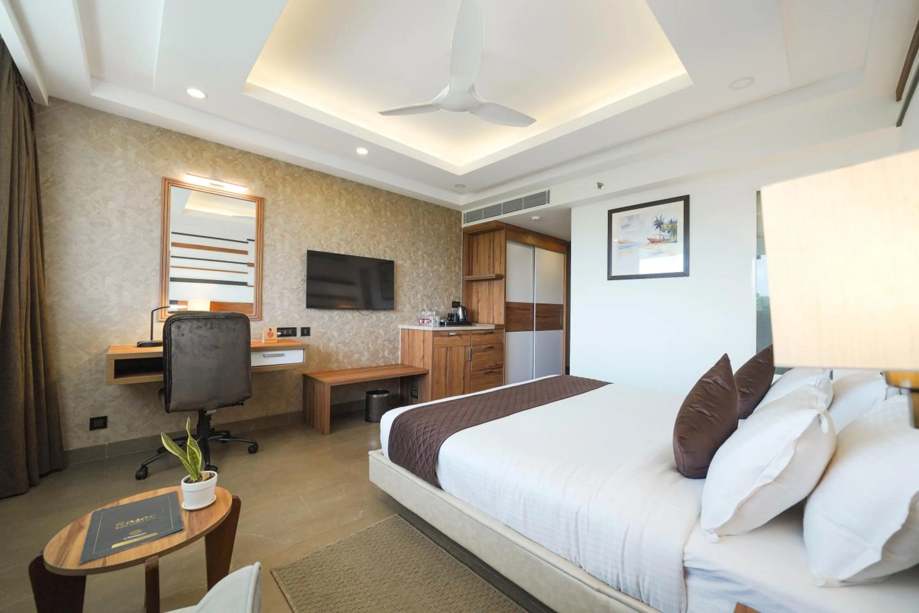 Bed in Classic Regency