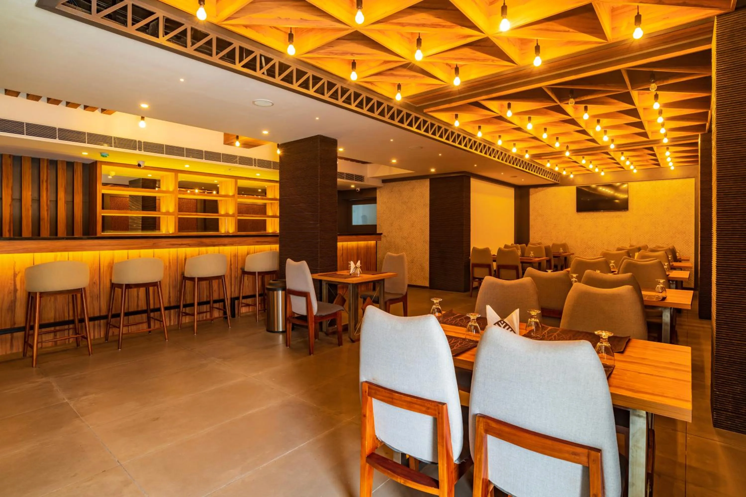 Restaurant/places to eat in Classic Regency