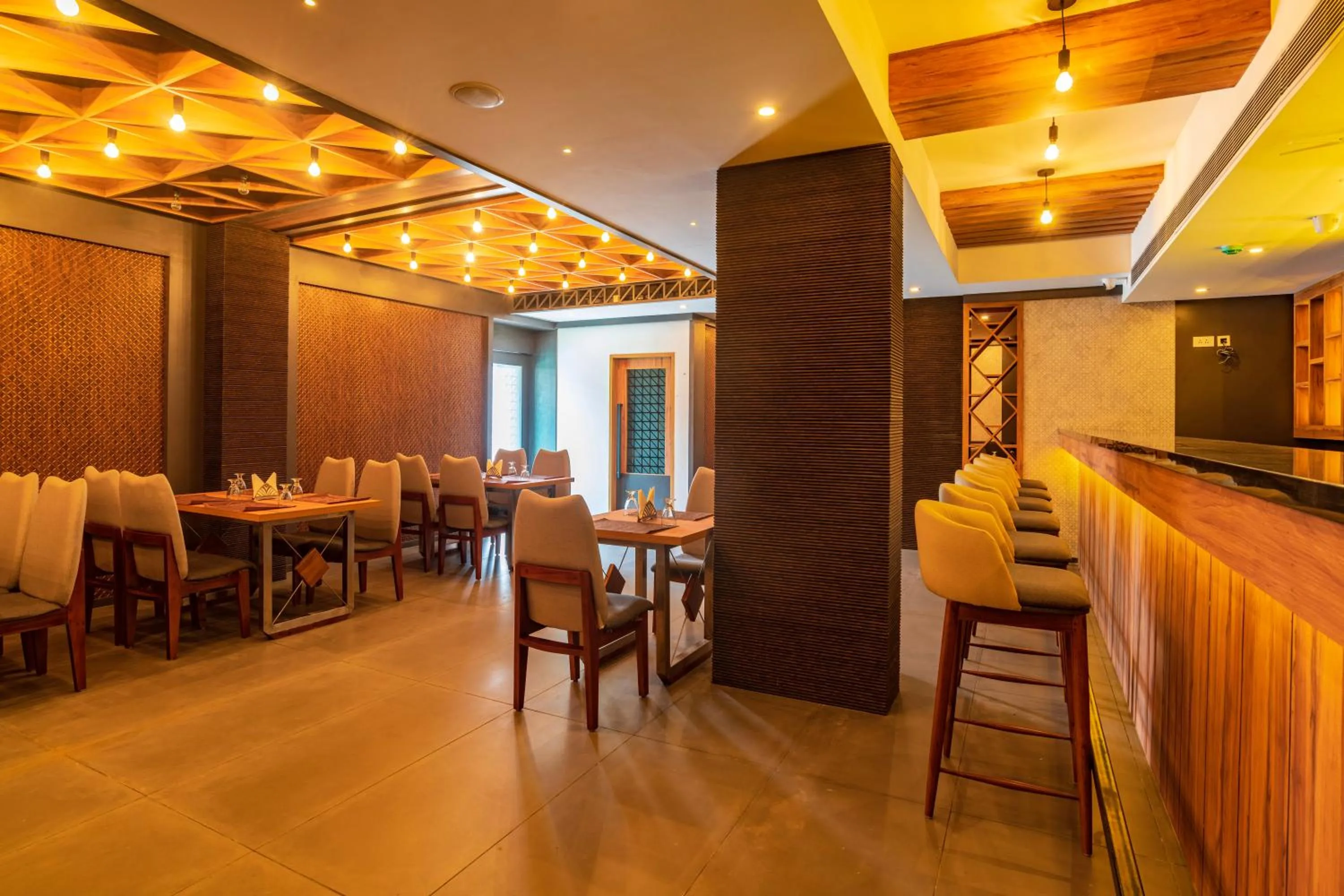 Restaurant/places to eat in Classic Regency