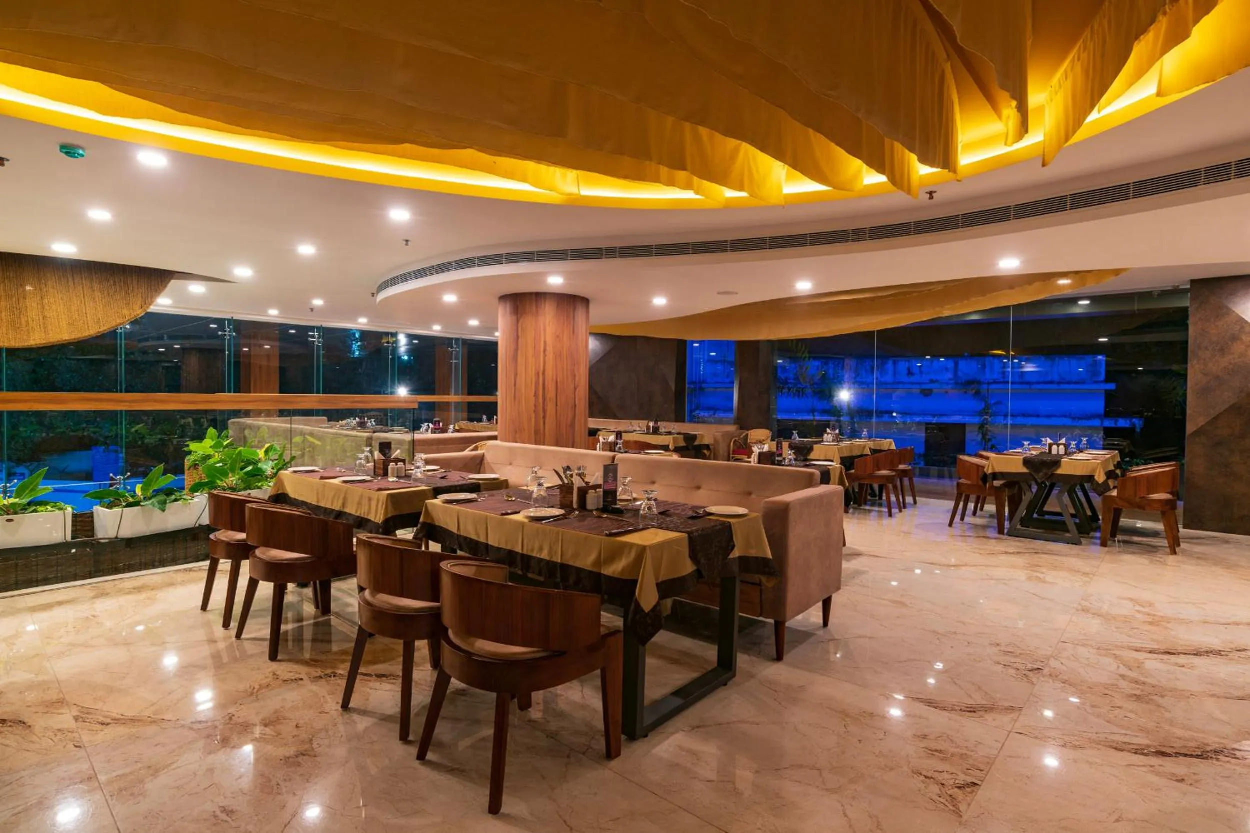 Restaurant/places to eat in Classic Regency