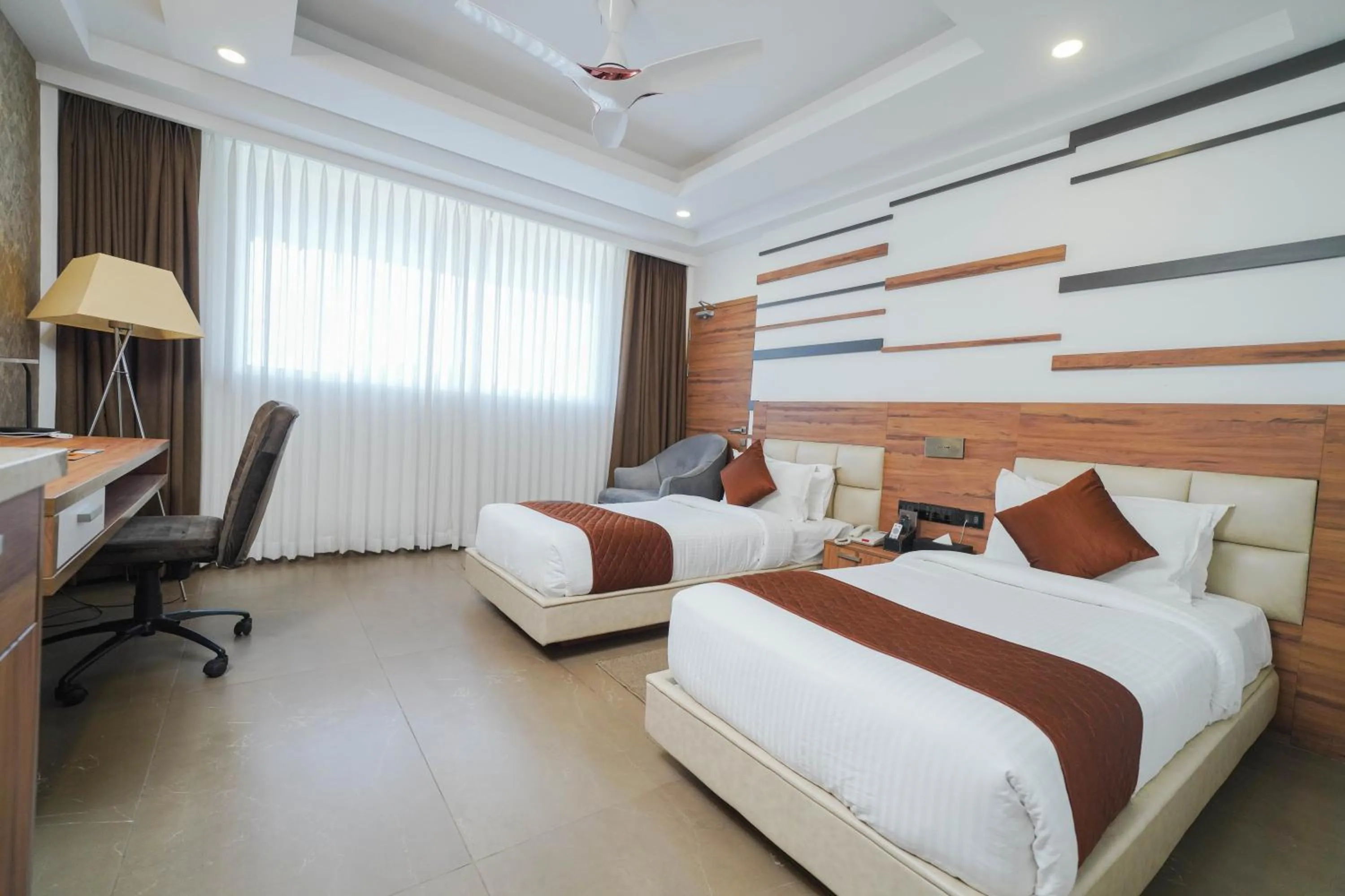 Bed in Classic Regency