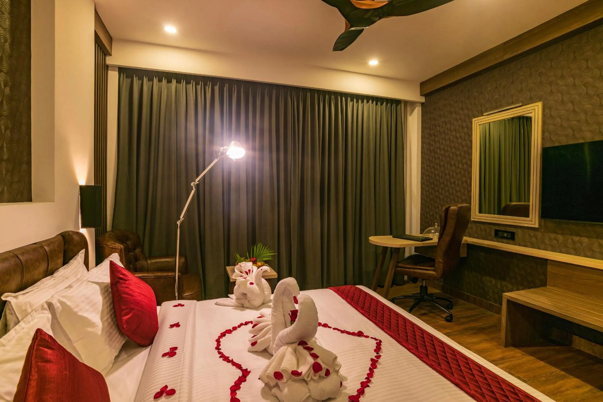 Bed in Classic Regency