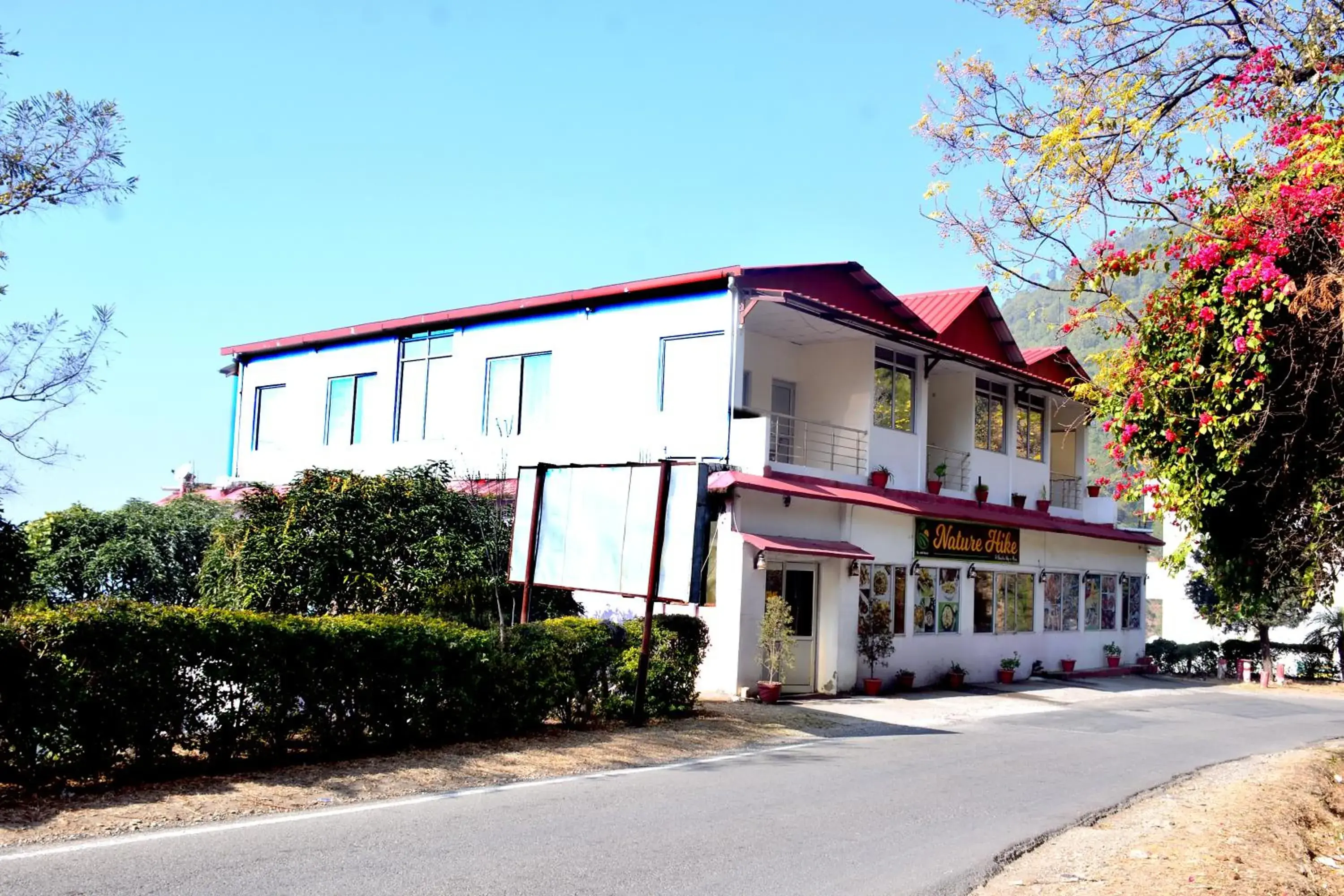 Property building in Nature Hike Property building in Nature Hike