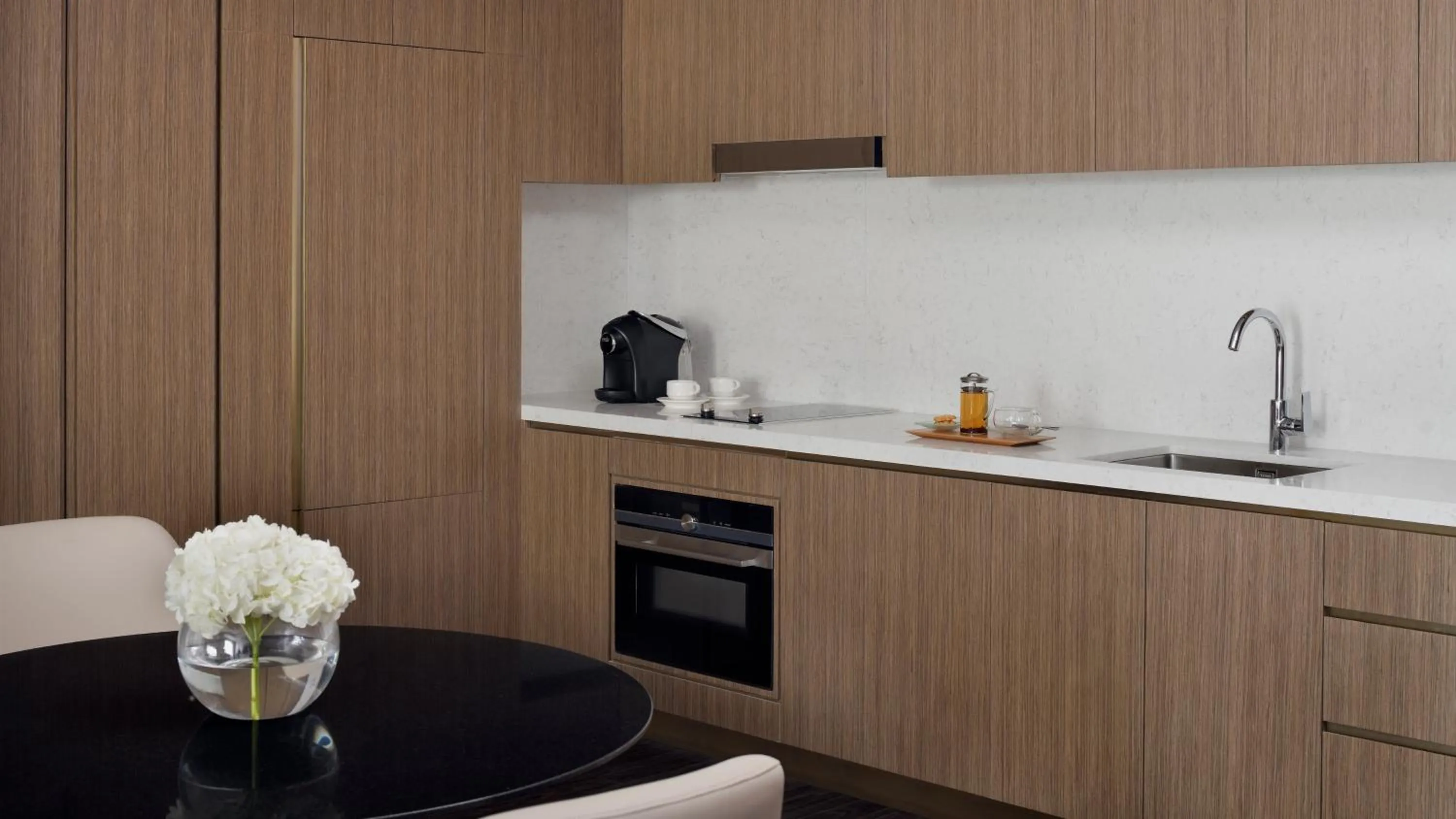 Photo of the whole room in InterContinental Residences Abu Dhabi by IHG