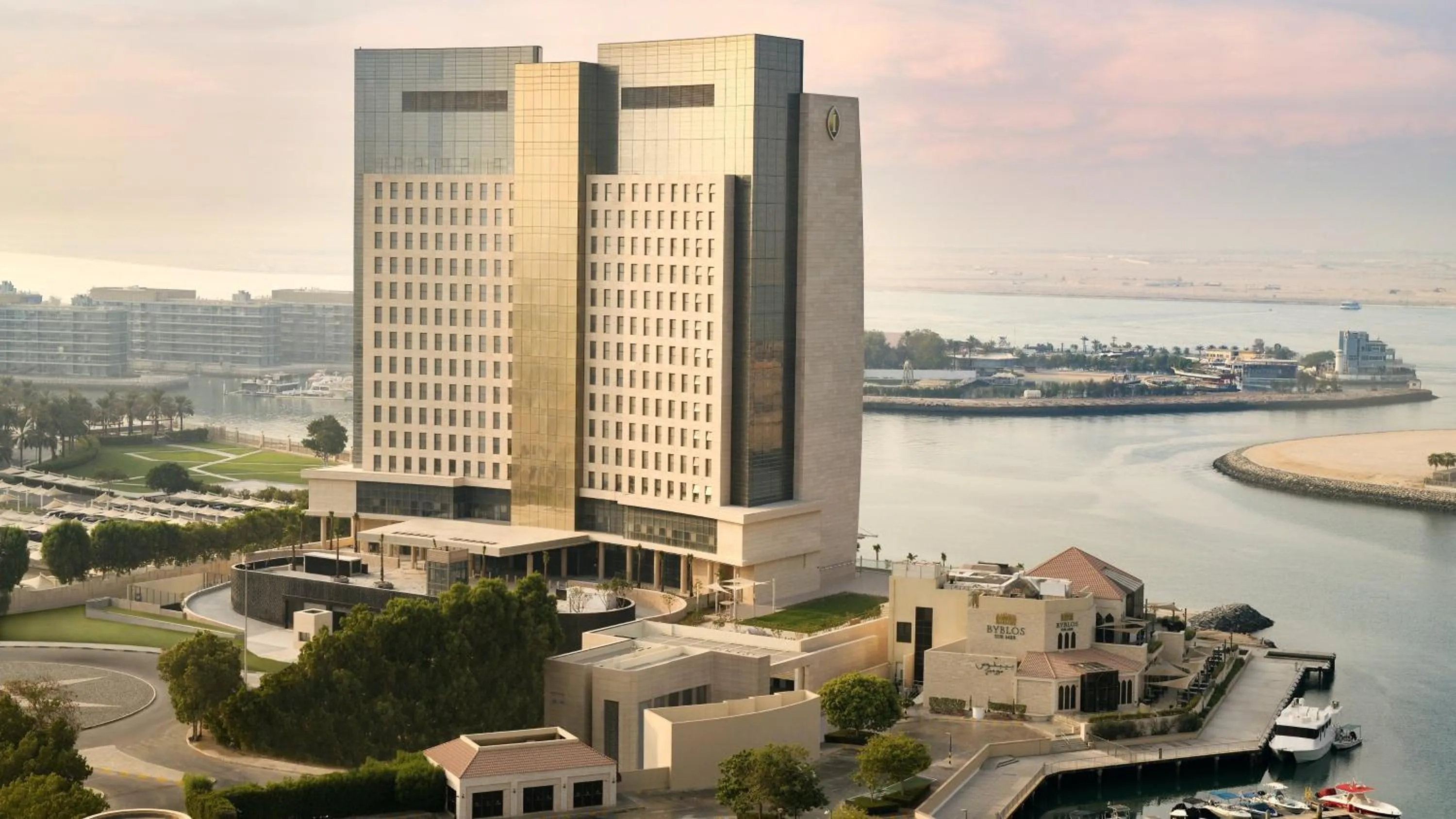 Property building in InterContinental Residences Abu Dhabi by IHG