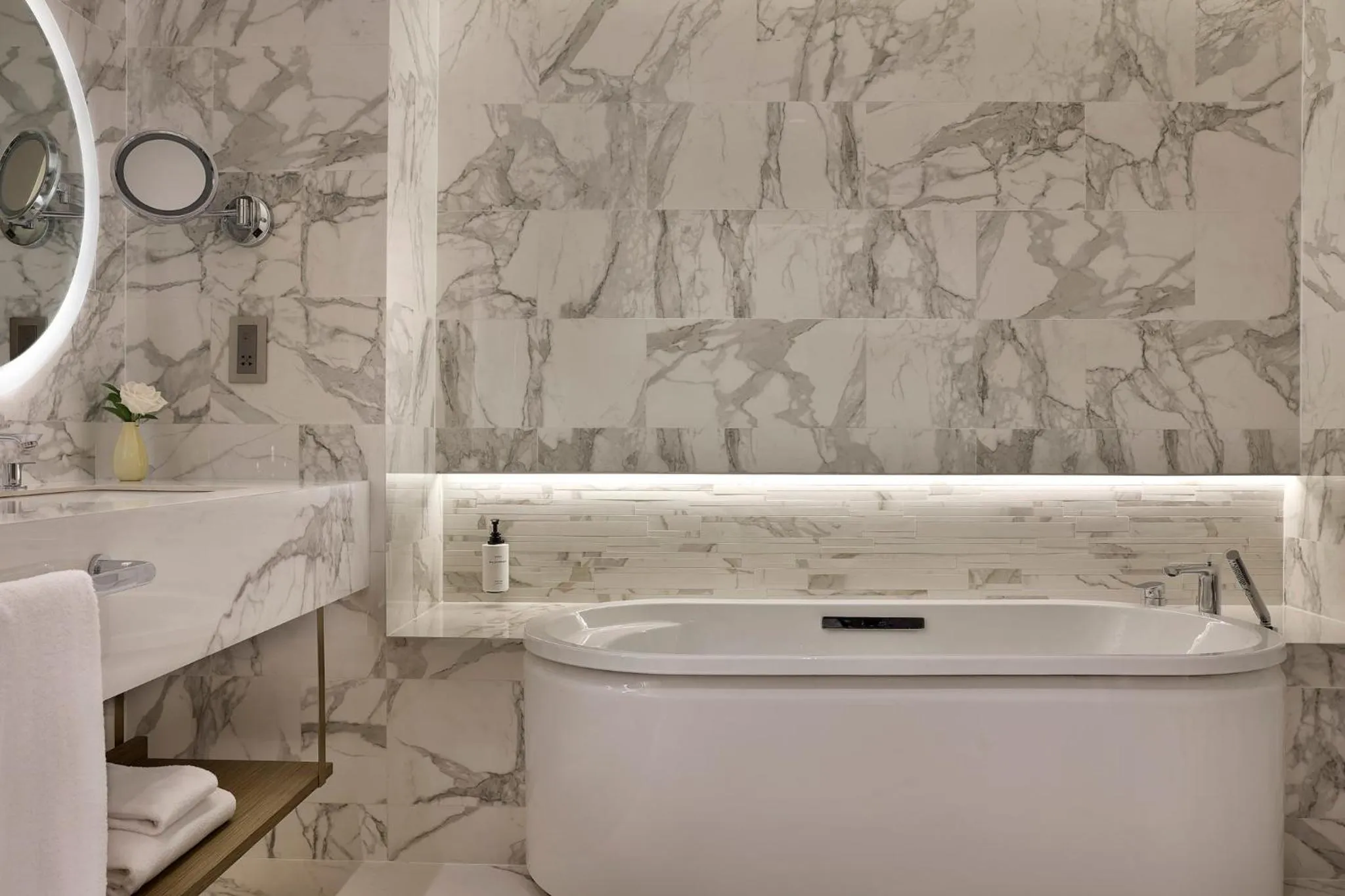 Bathroom in InterContinental Residences Abu Dhabi by IHG