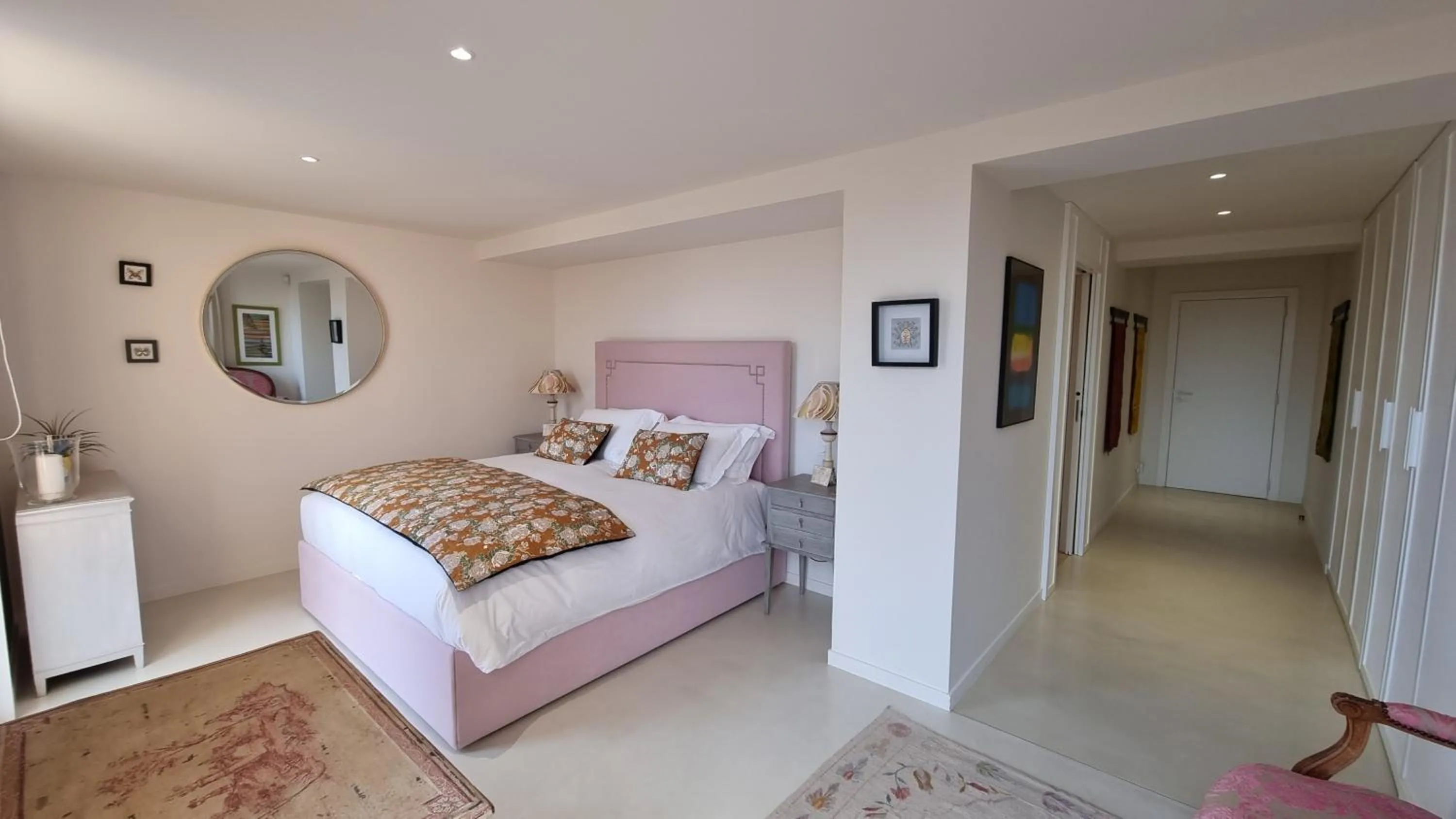 Bed in Villa Nymphée