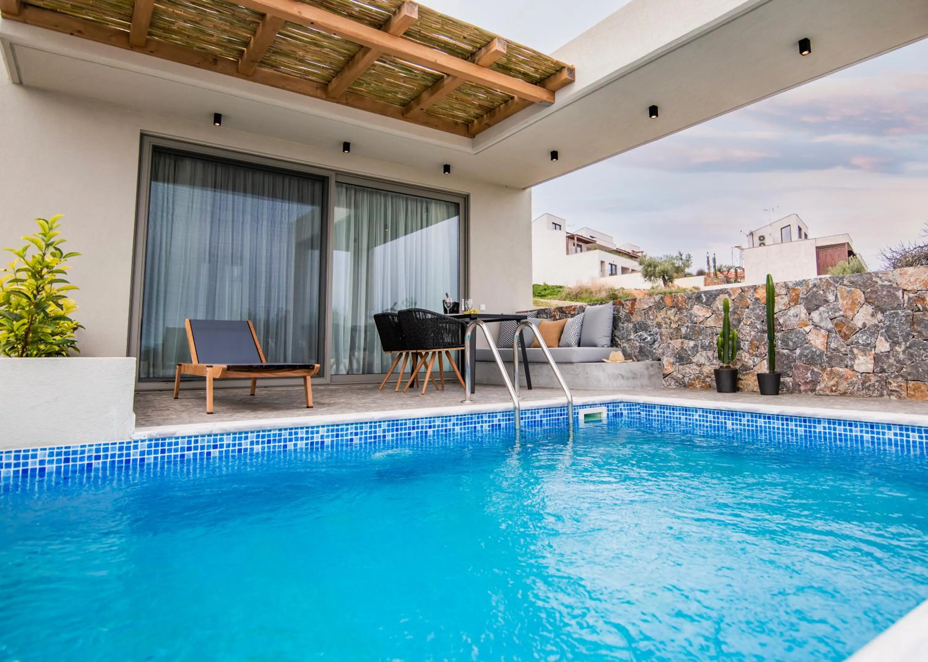 Swimming pool in Kaktus Suites Private Pool