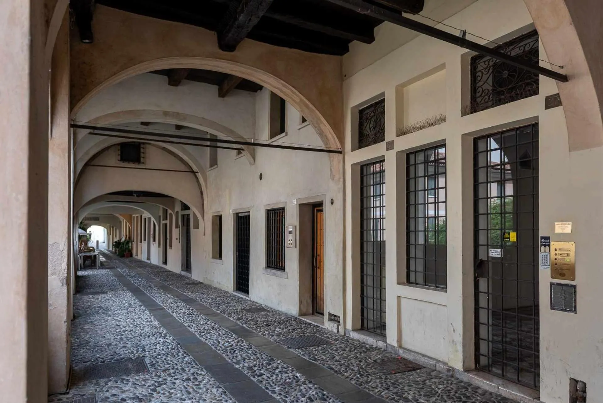 Facade/entrance in Buranelli Charme Rooms