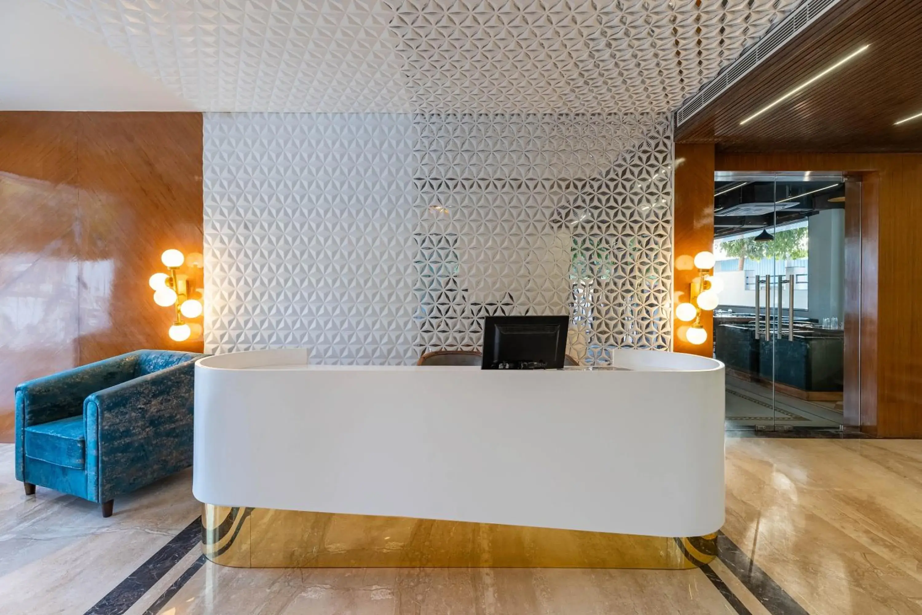 Lobby or reception in Redolence Aravali Tree Lobby or reception in Redolence Aravali Tree