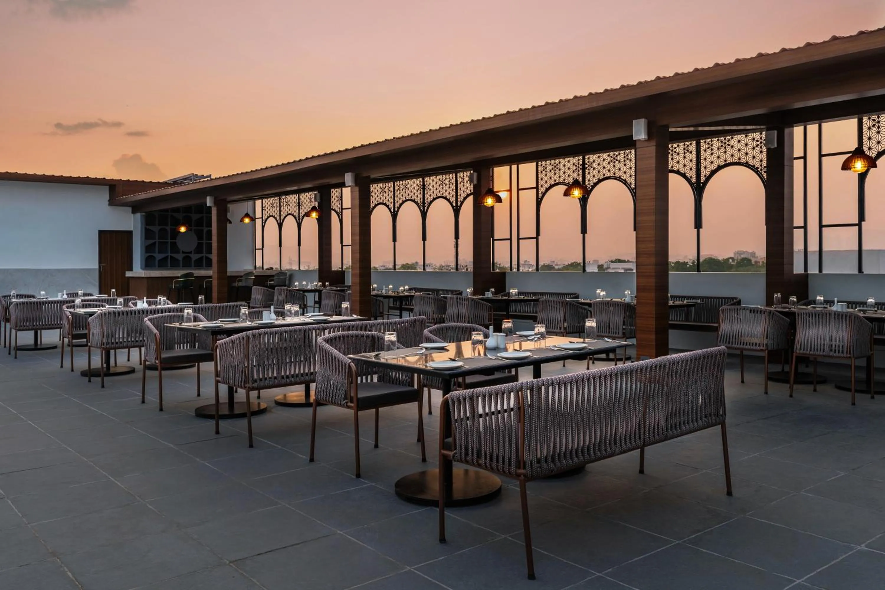 Restaurant/places to eat in Redolence Aravali Tree