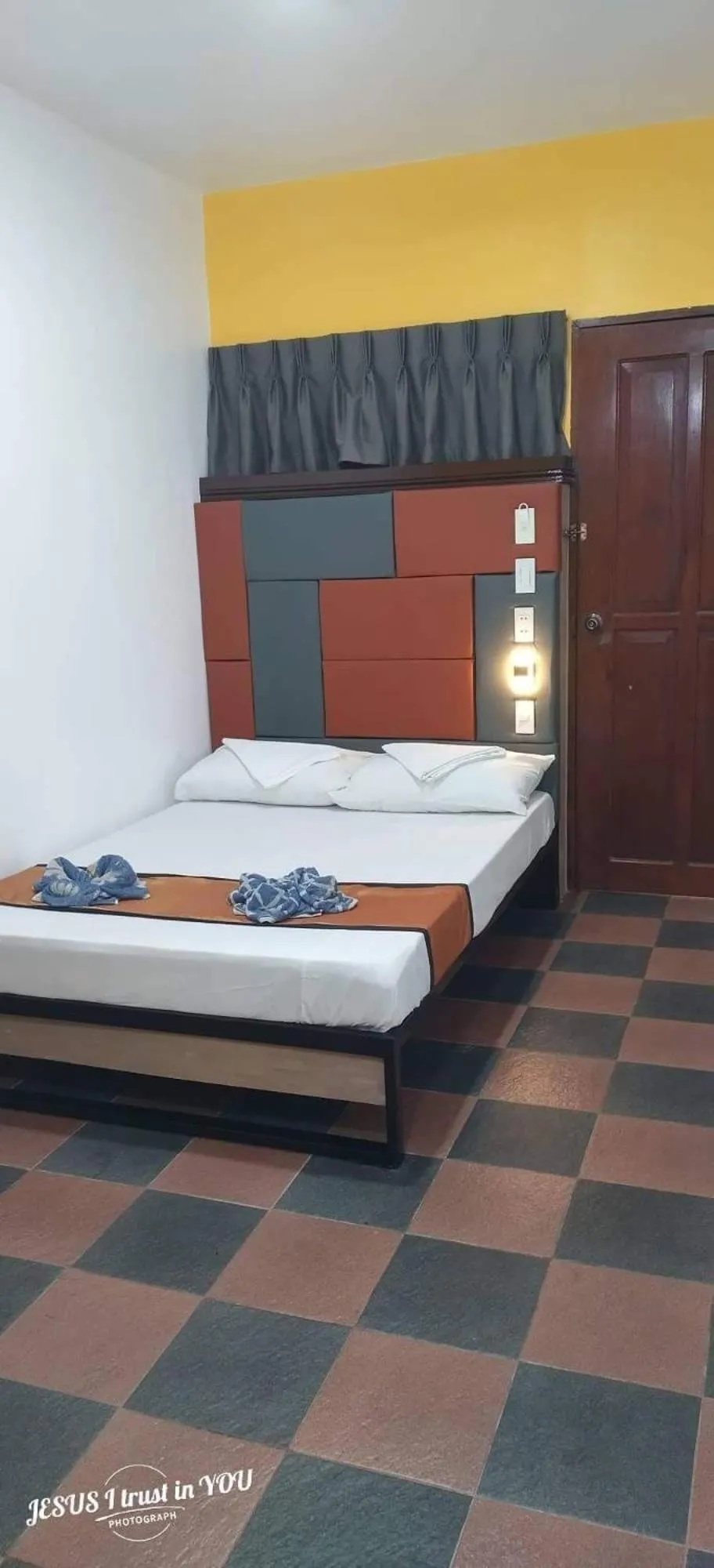 Bed in Corazon Tourist Inn