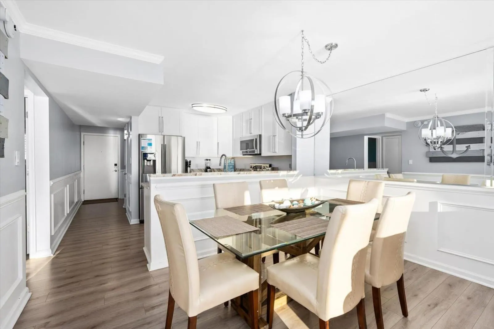 Oceanfront 2 Bedroom Modern Beach Condo w Pool