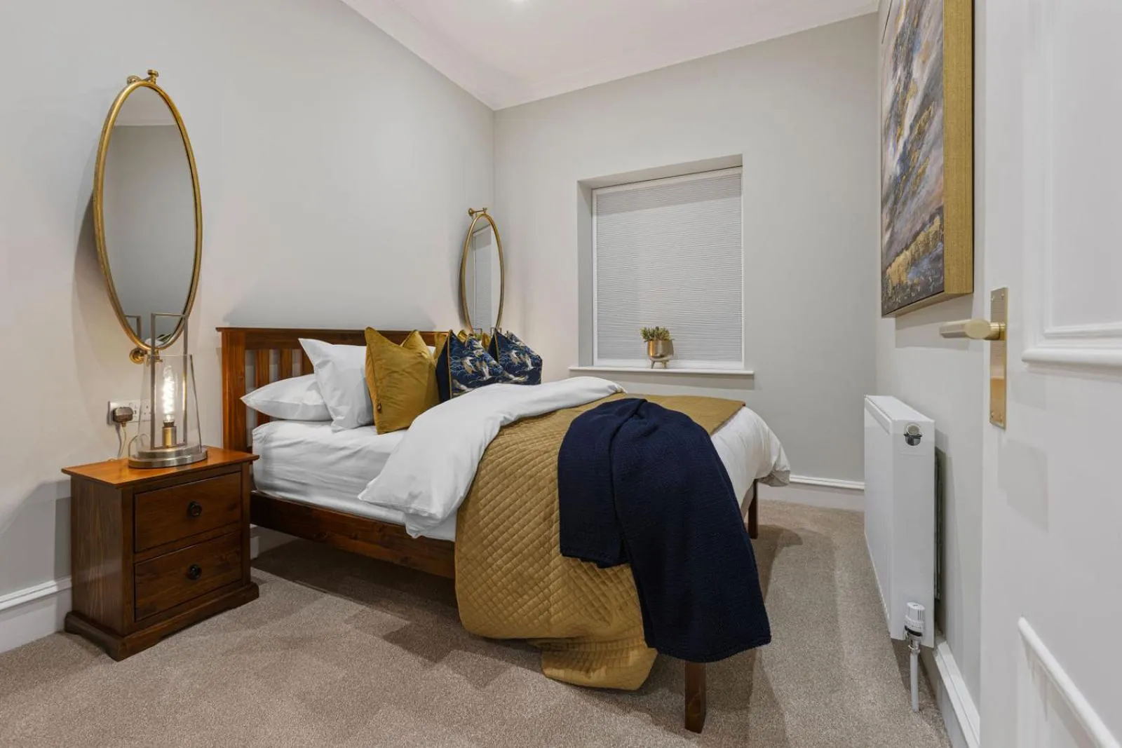 Bedroom, Bed in Wilton House