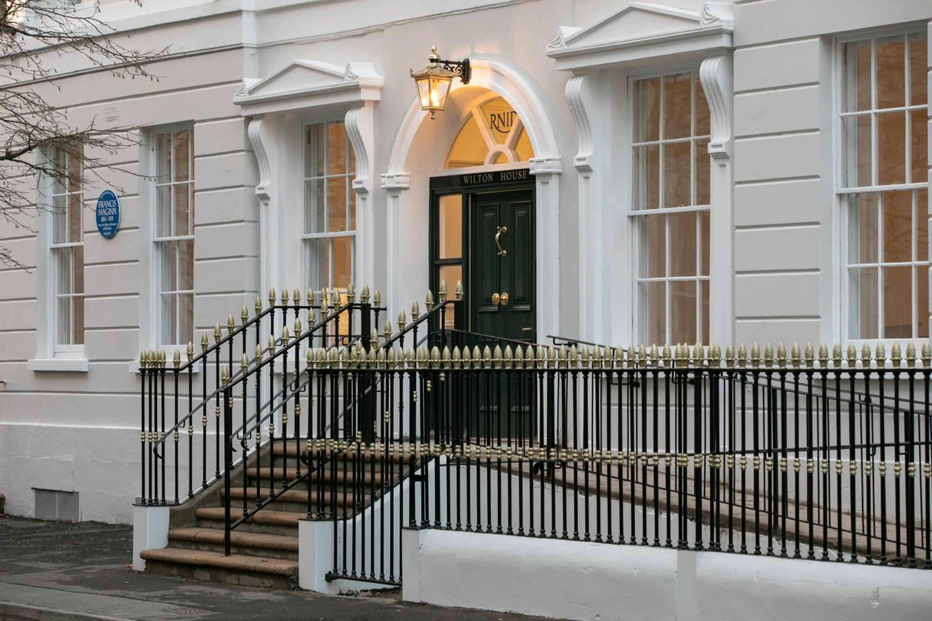 Facade/entrance in Wilton House