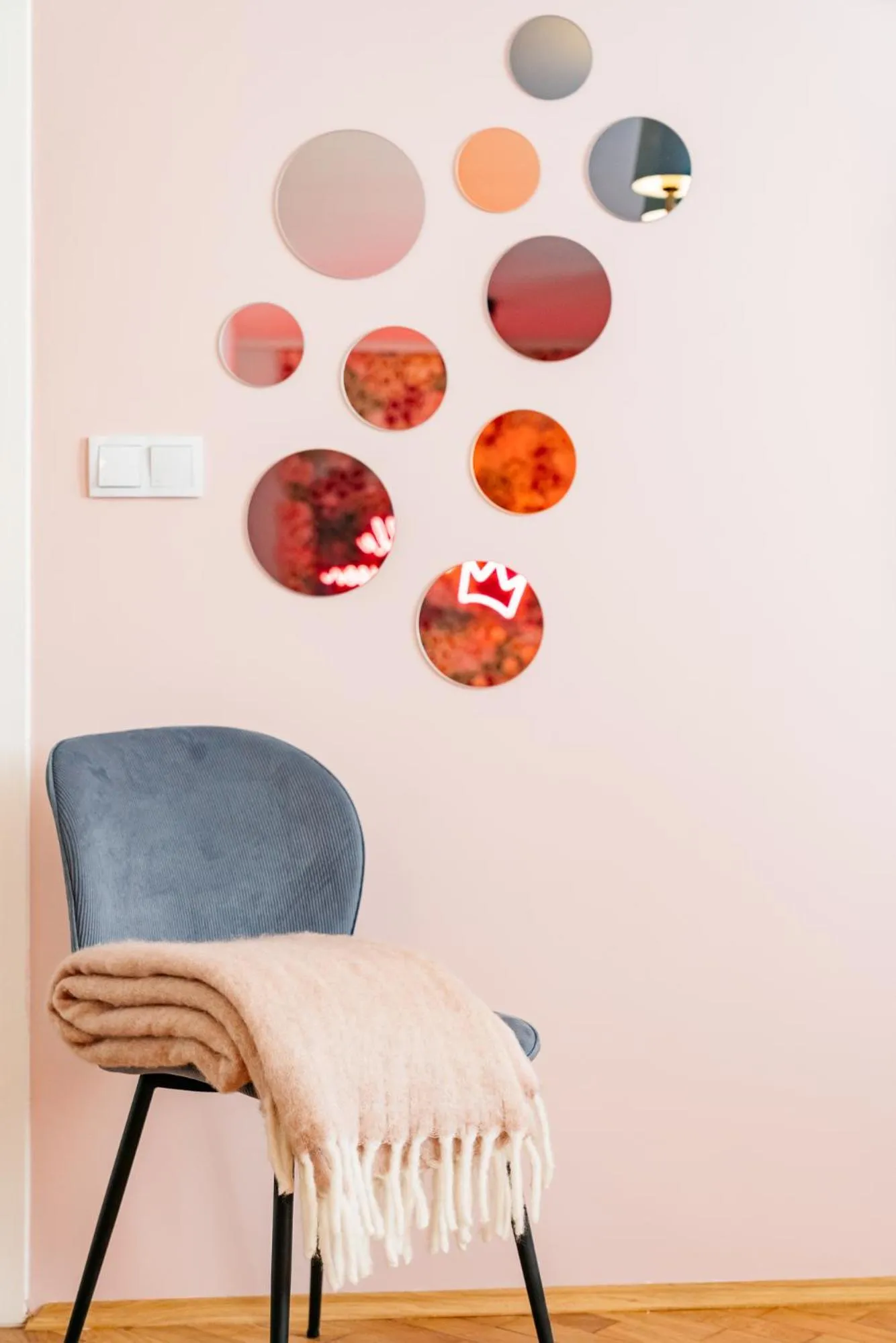 Living room in Crystal House II - LoftAffair Collection