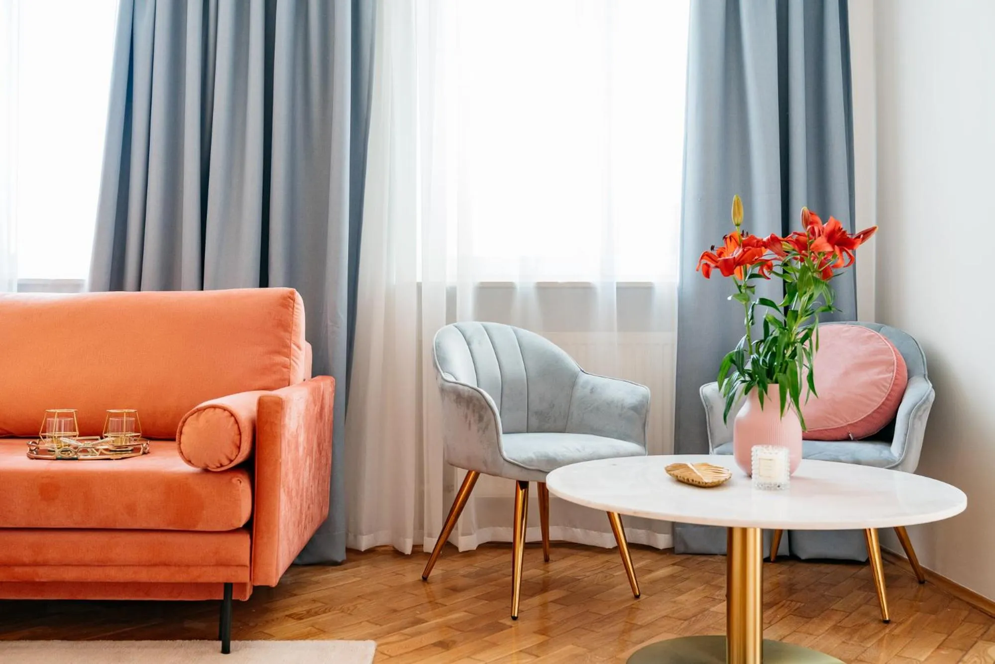 Living room in Crystal House II - LoftAffair Collection